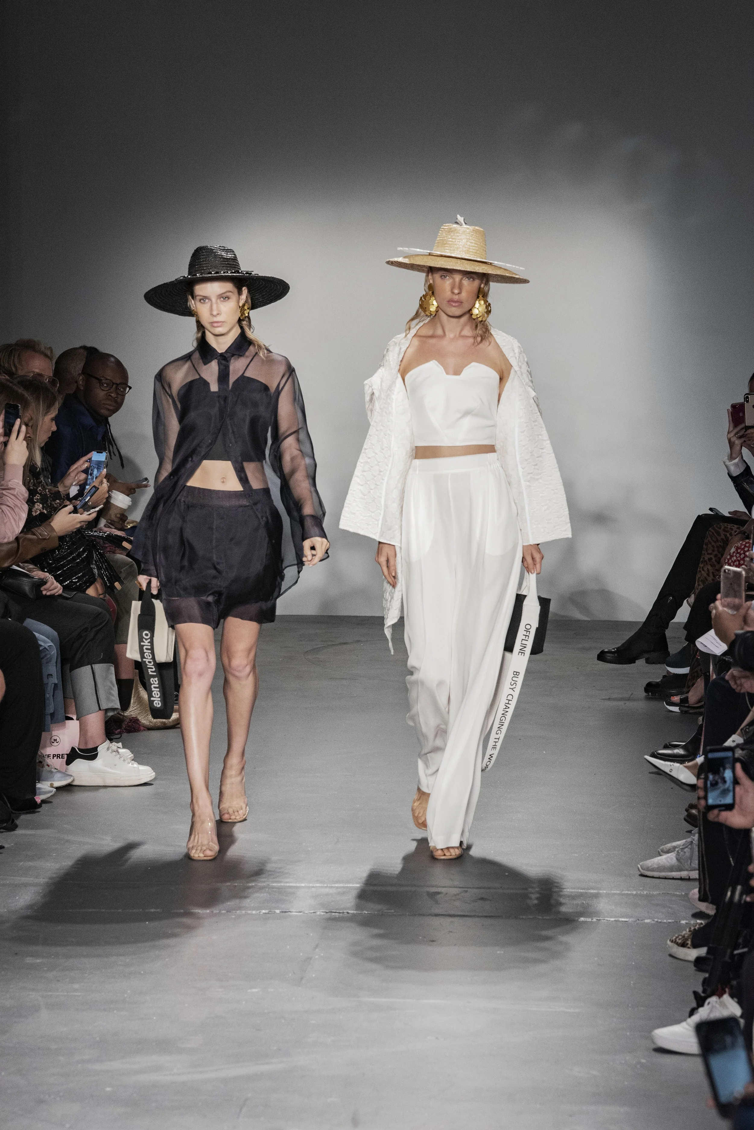 FlyingSolo1_067-1 copy.JPG