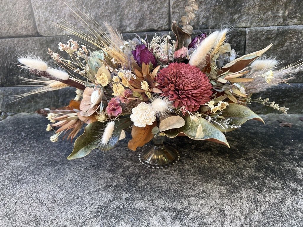 18" Round Dried Arrangement