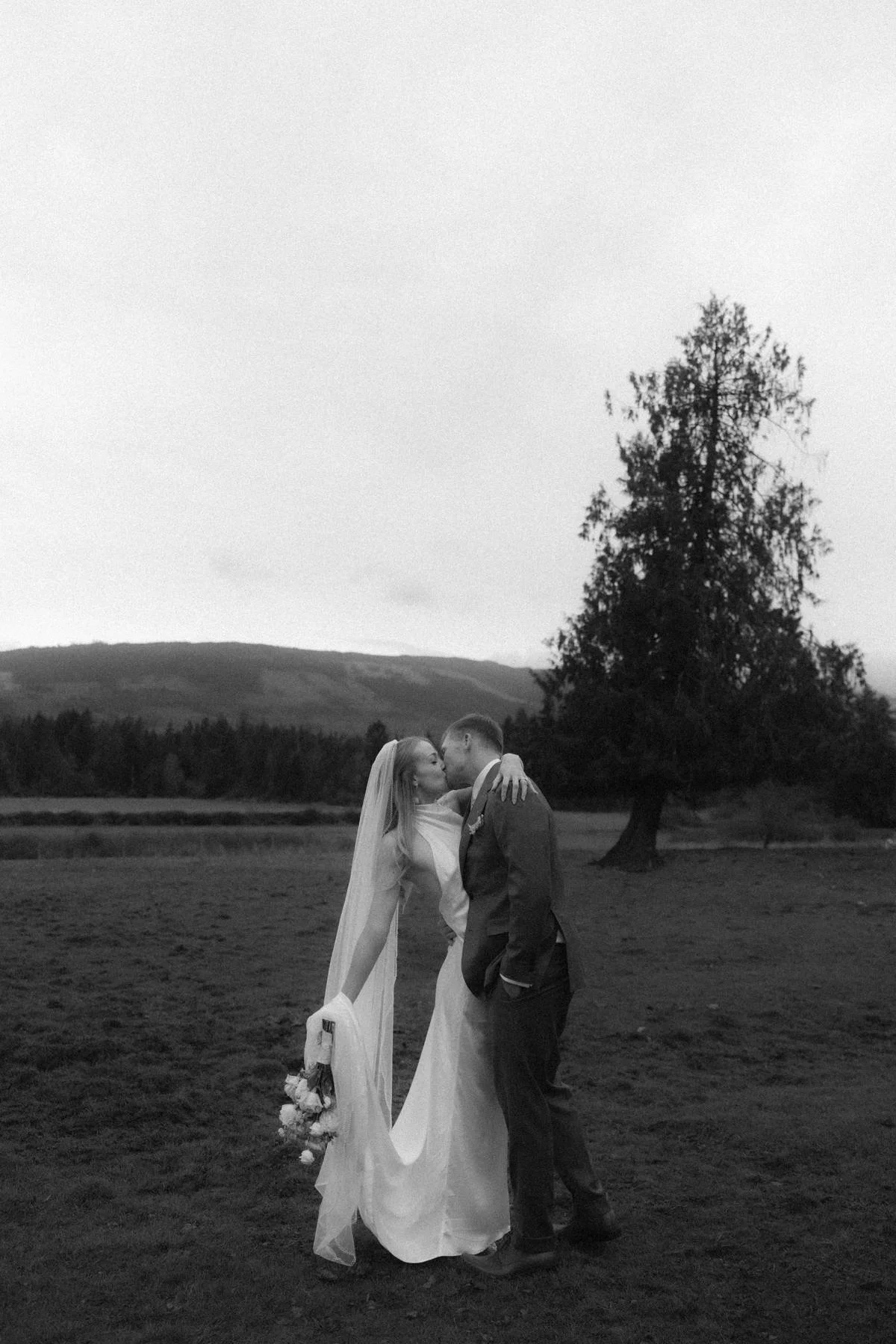 Close, candid moments like this are often the most meaningful parts of the day, captured naturally without interruption