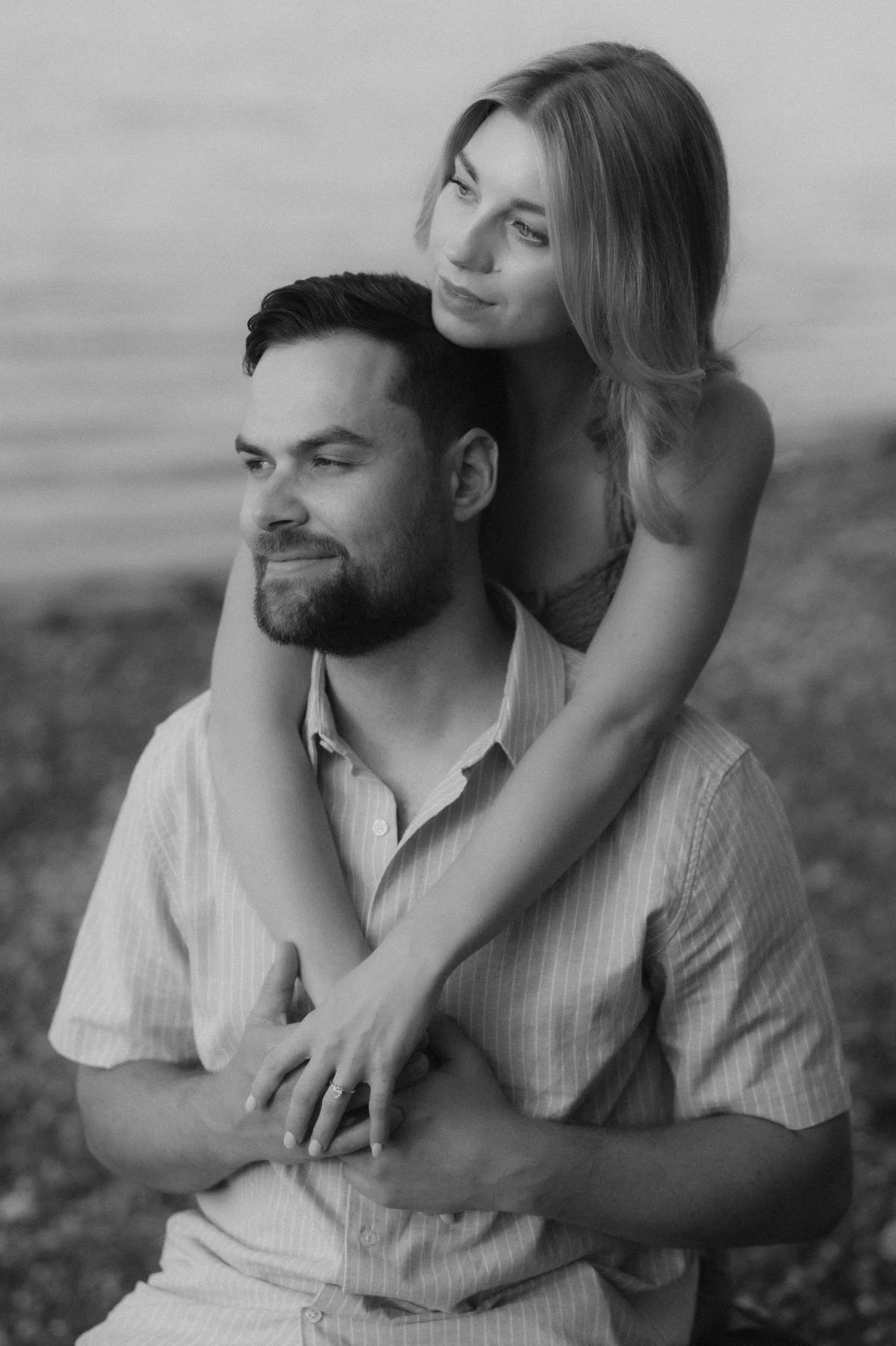 Romantic Beach Engagement Portrait in Parksville, Vancouver Island