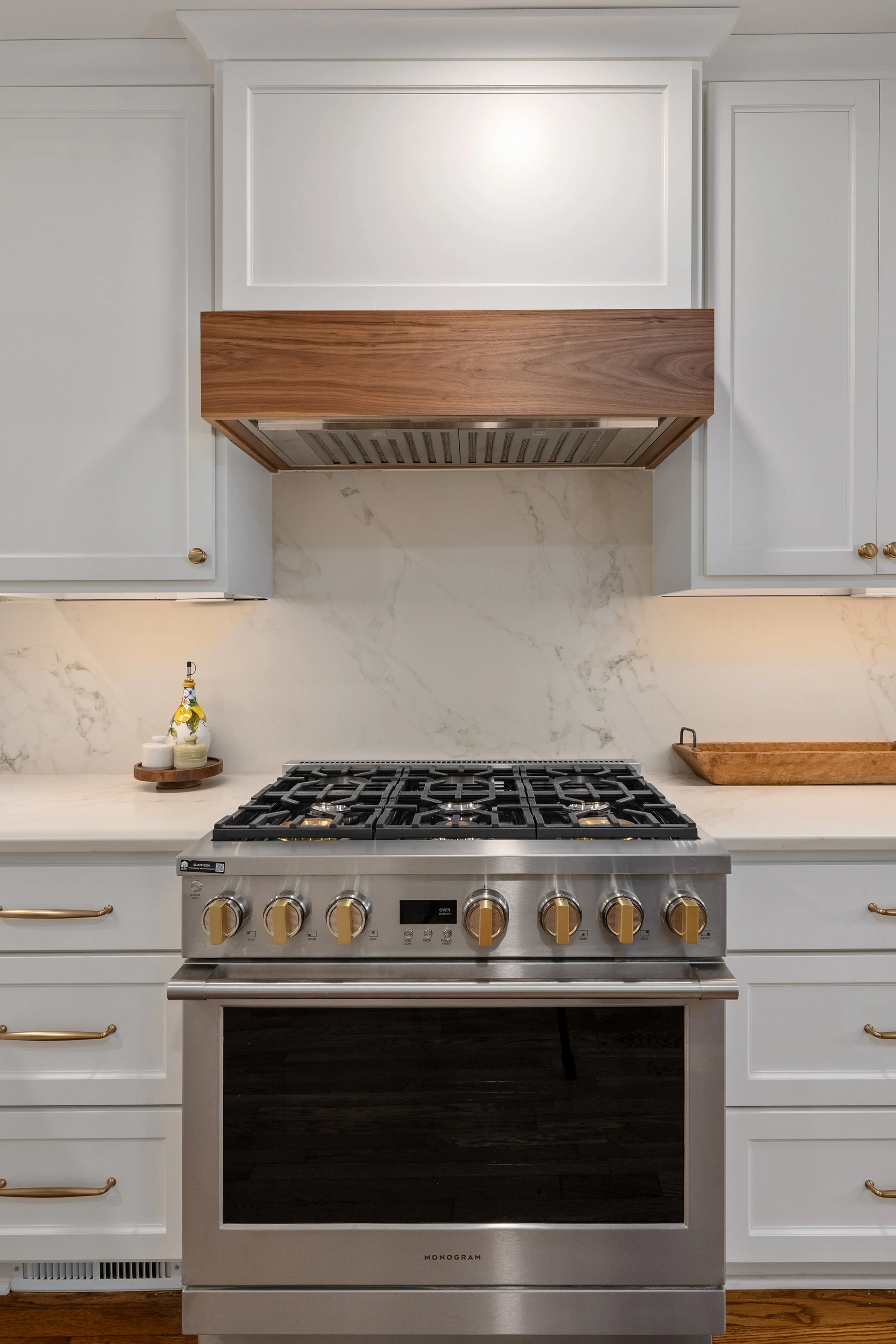 09-110 W 67th Terr -9.jpg