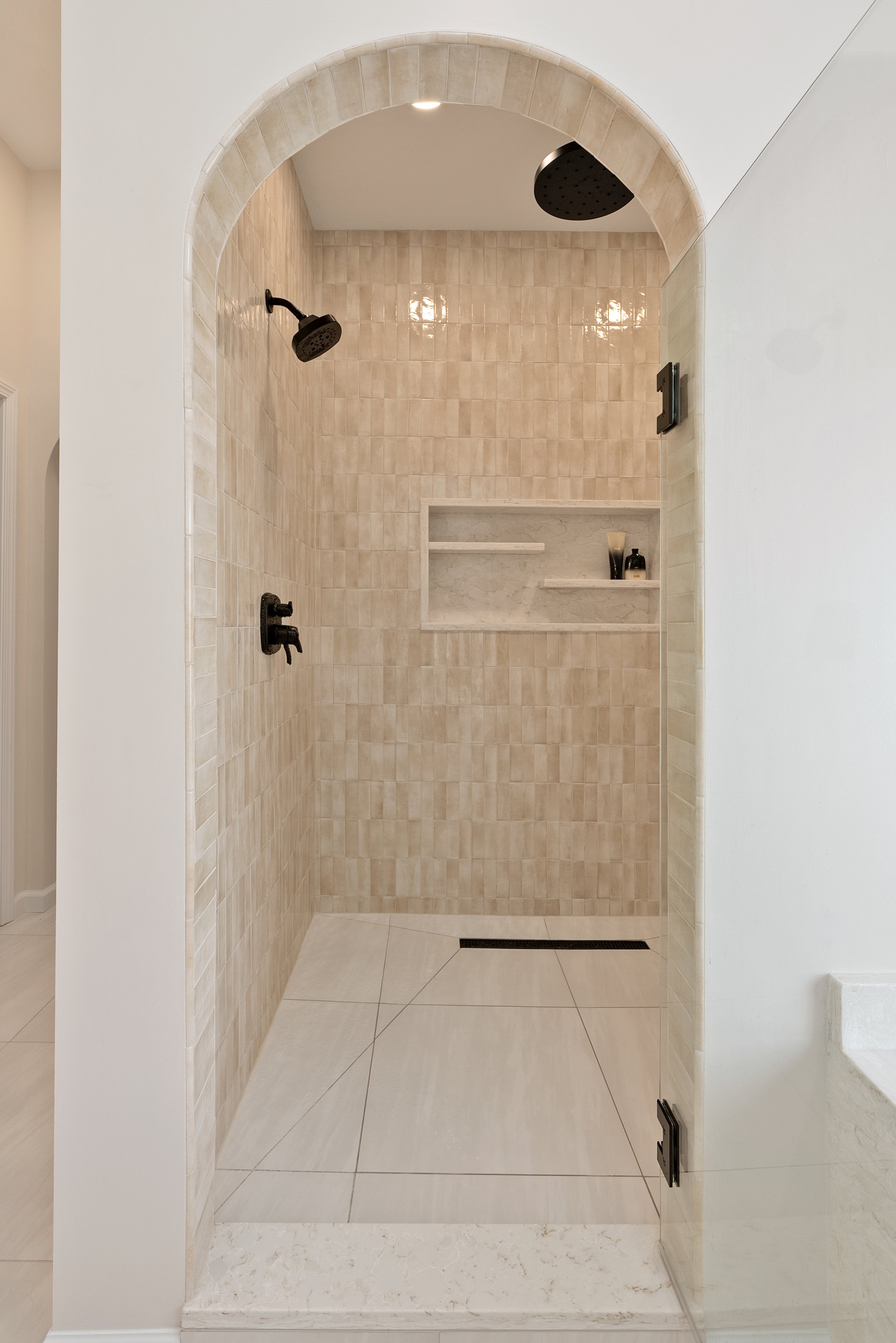 11-DSC04023 Crop.jpg