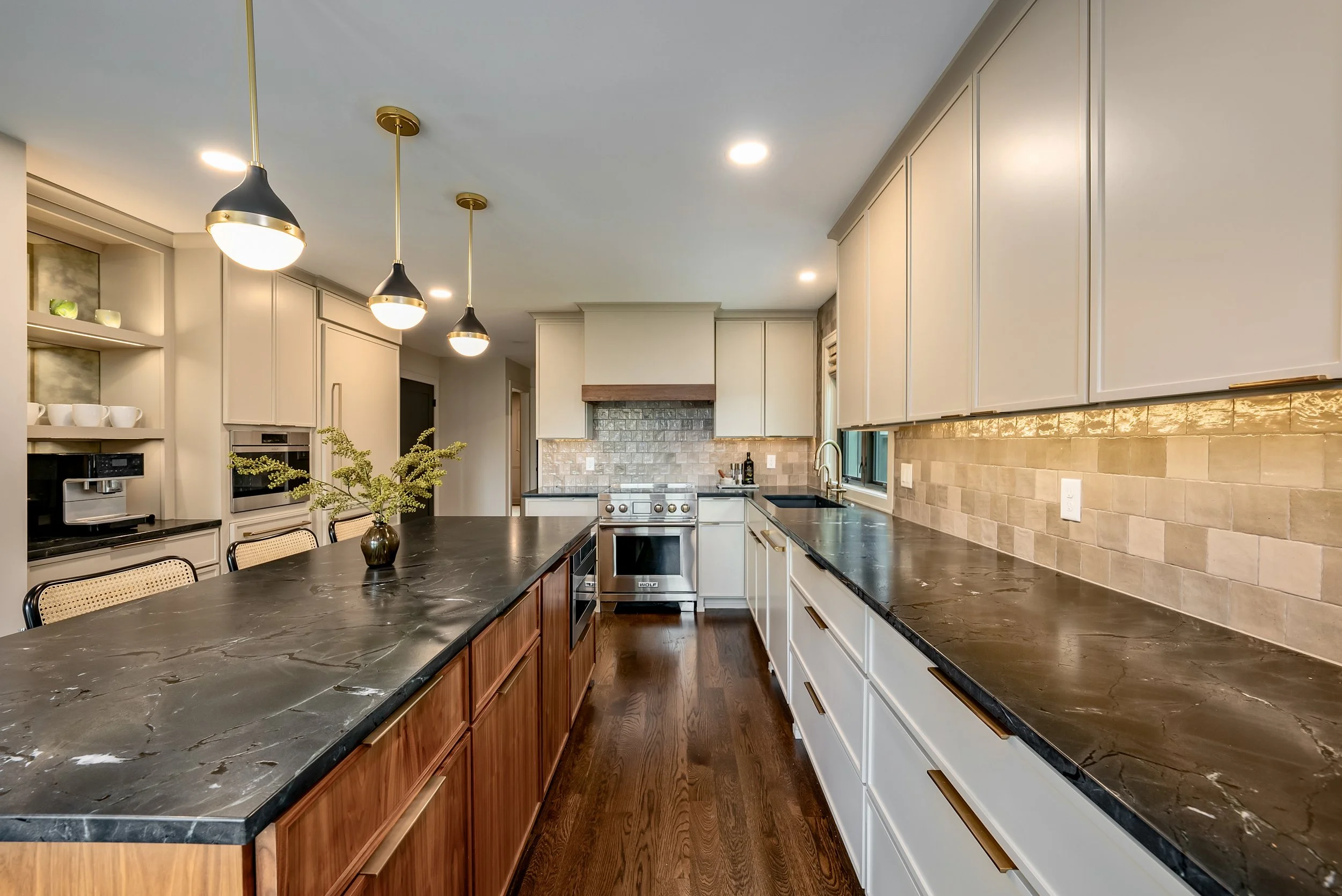 Kitchen 1 (1).jpg