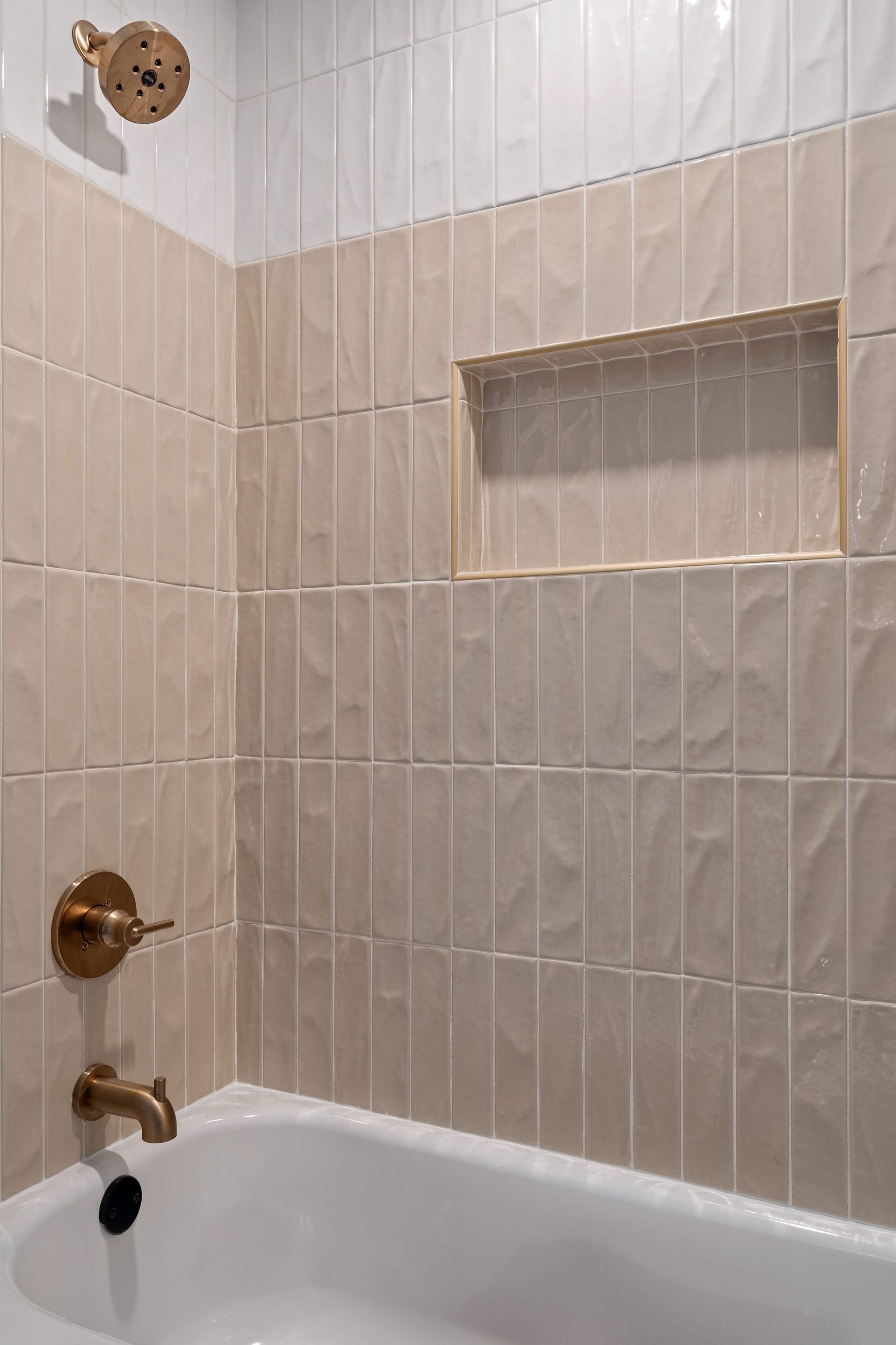 02-2515 W 91st St-2.jpg