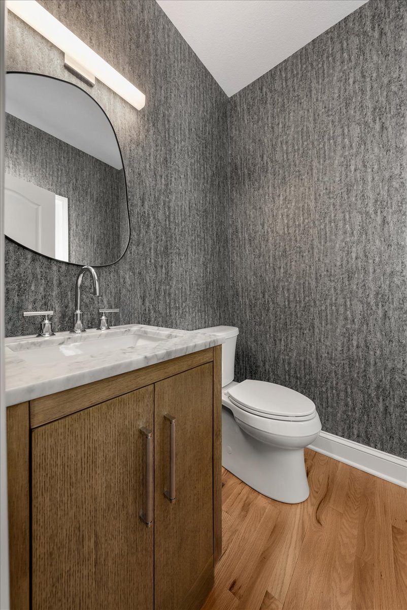12-5805 Golden Bear Dr-12.jpg