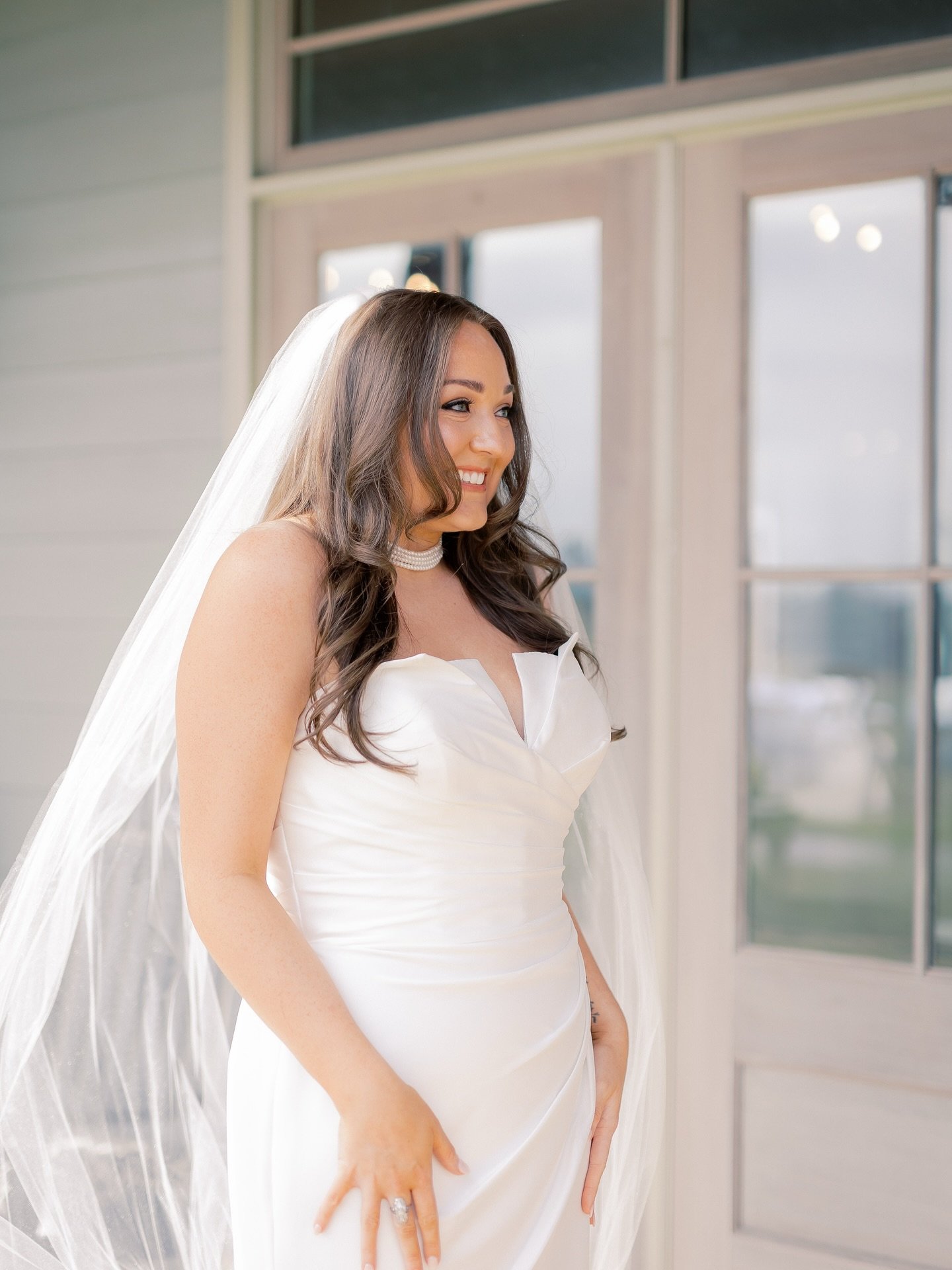 Savannah, on a beautifully intimate March wedding morning🤍
_____
captured perfectly by @mykenziehillphoto 
@brittneyashtonartistry on MU