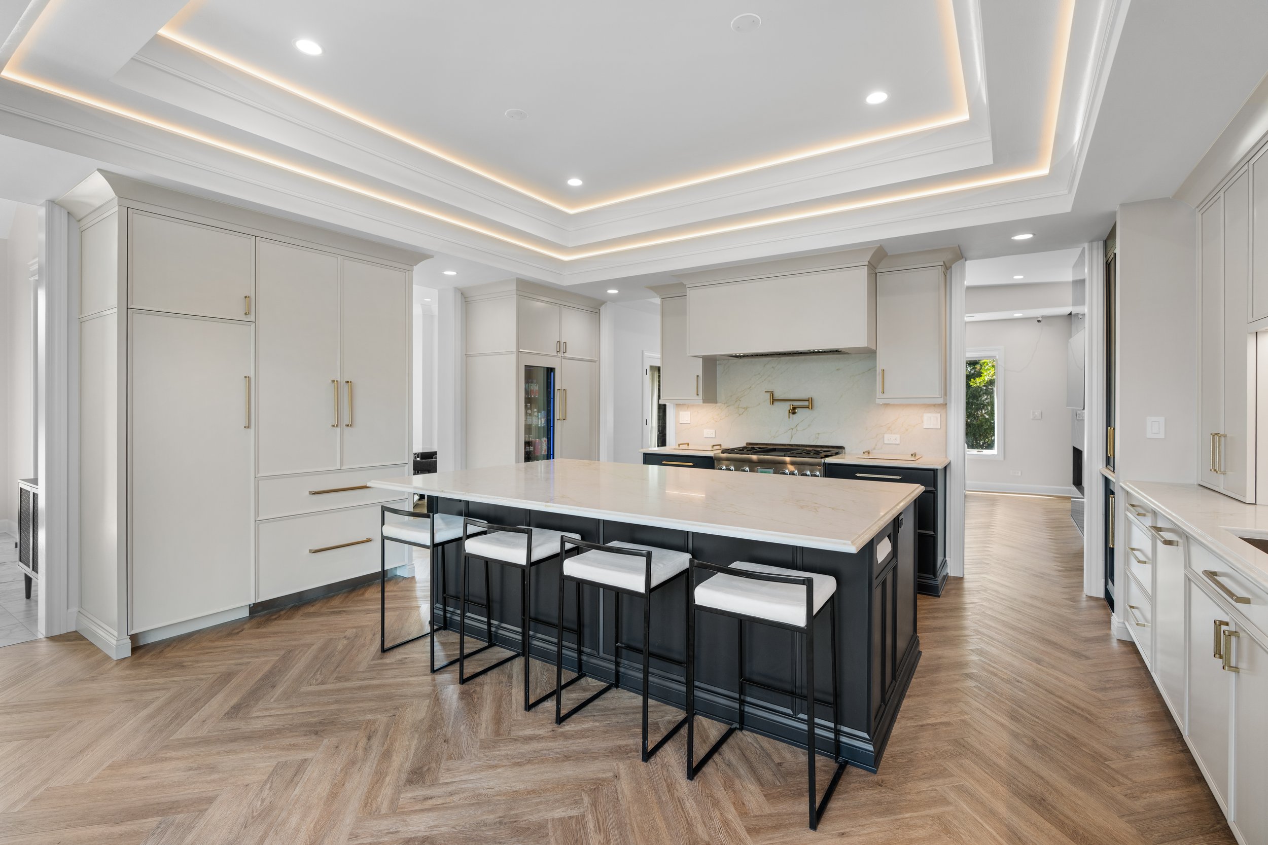 6849 Willow Springs Rd Countryside-17.jpg