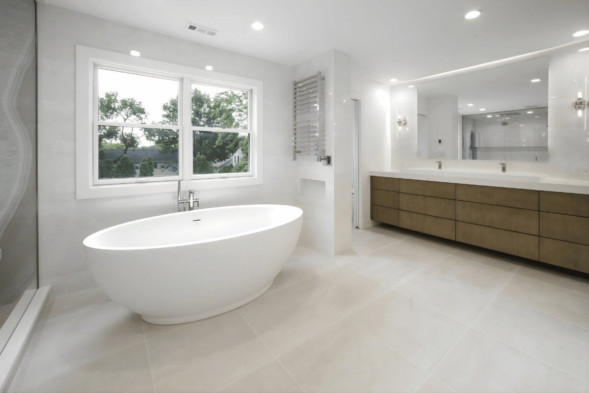 Chicago North Shore Large Bathtub Double Vanity Platinum Touch Industries