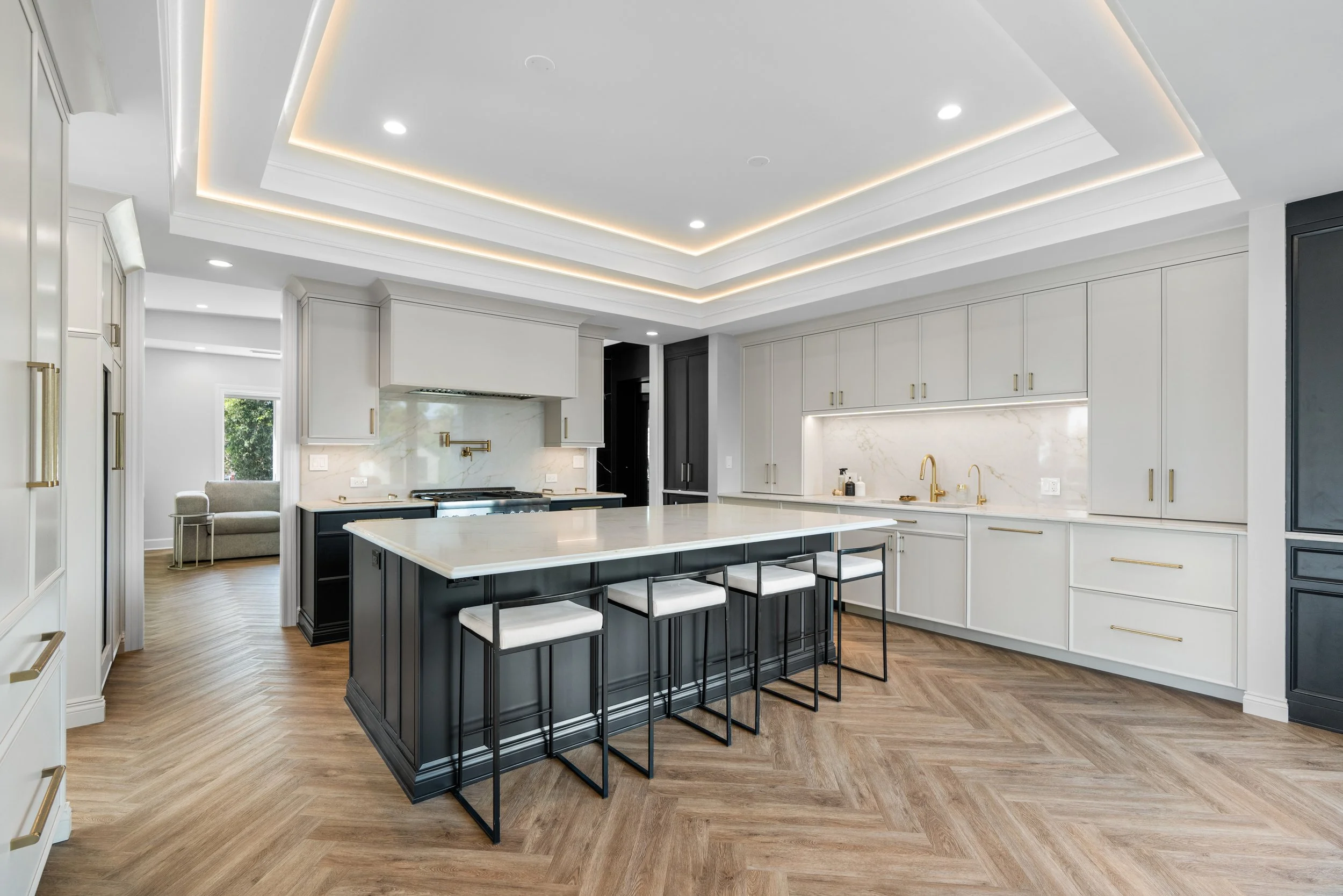 6849 Willow Springs Rd Countryside-14 (1).jpg