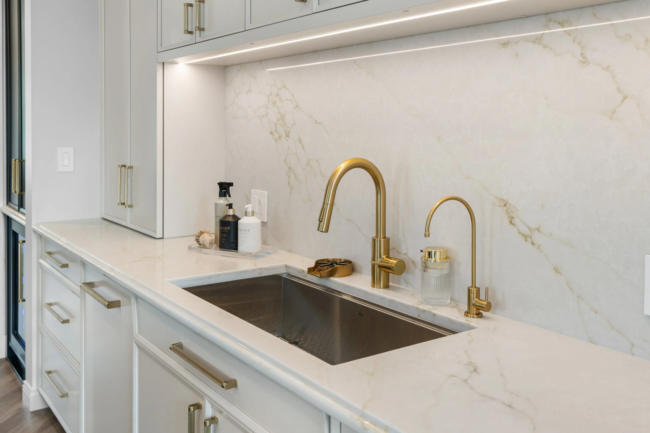 6849 Willow Springs Rd Countryside-15.jpg