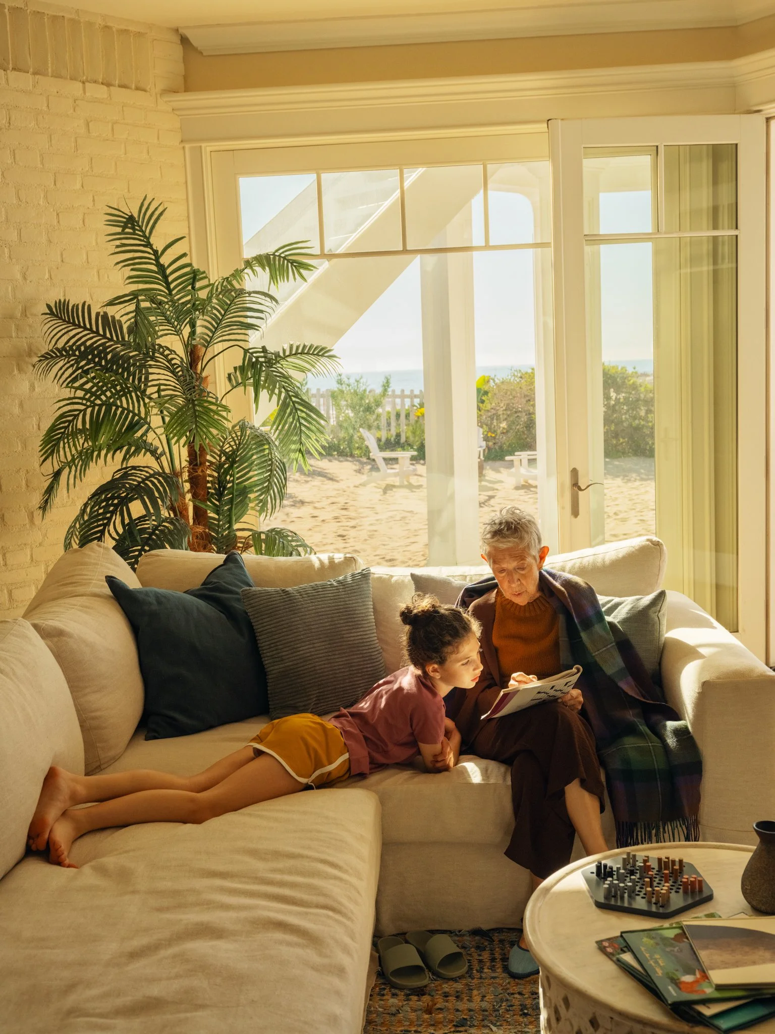 VRB00101_Library_Shoot_Beach_House_AnaisDax_0793_R2_Final.jpg