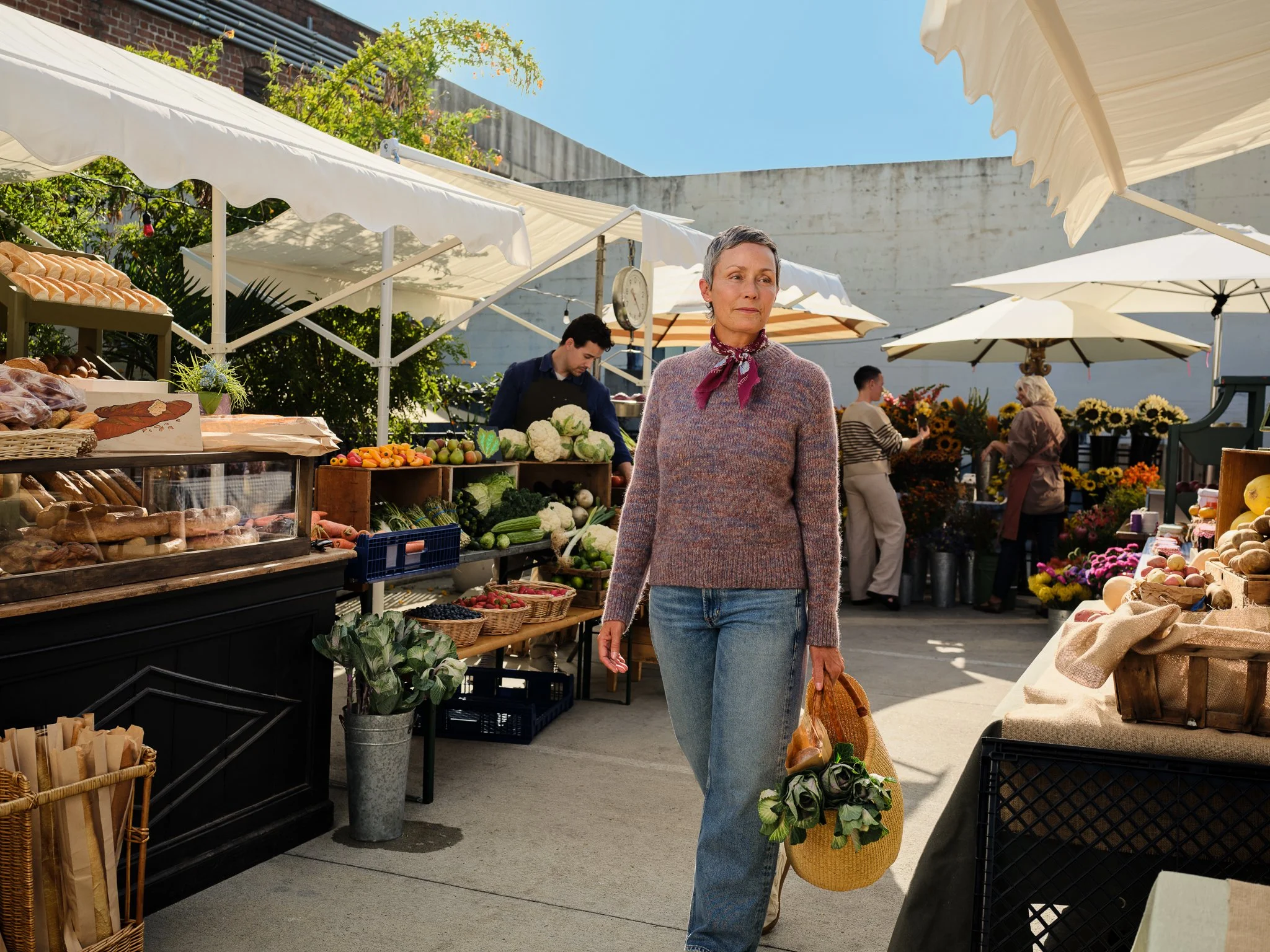 SHOT_12_FARMERS-MARKET_2938_v4_FINAL_NOLOGO_sRGB.jpg