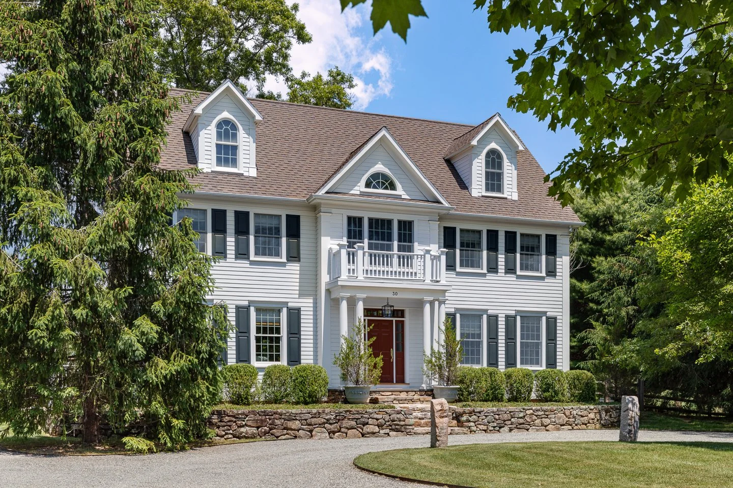 stonington-ct-connecticut-colonial-home-exterior.jpg.jpg