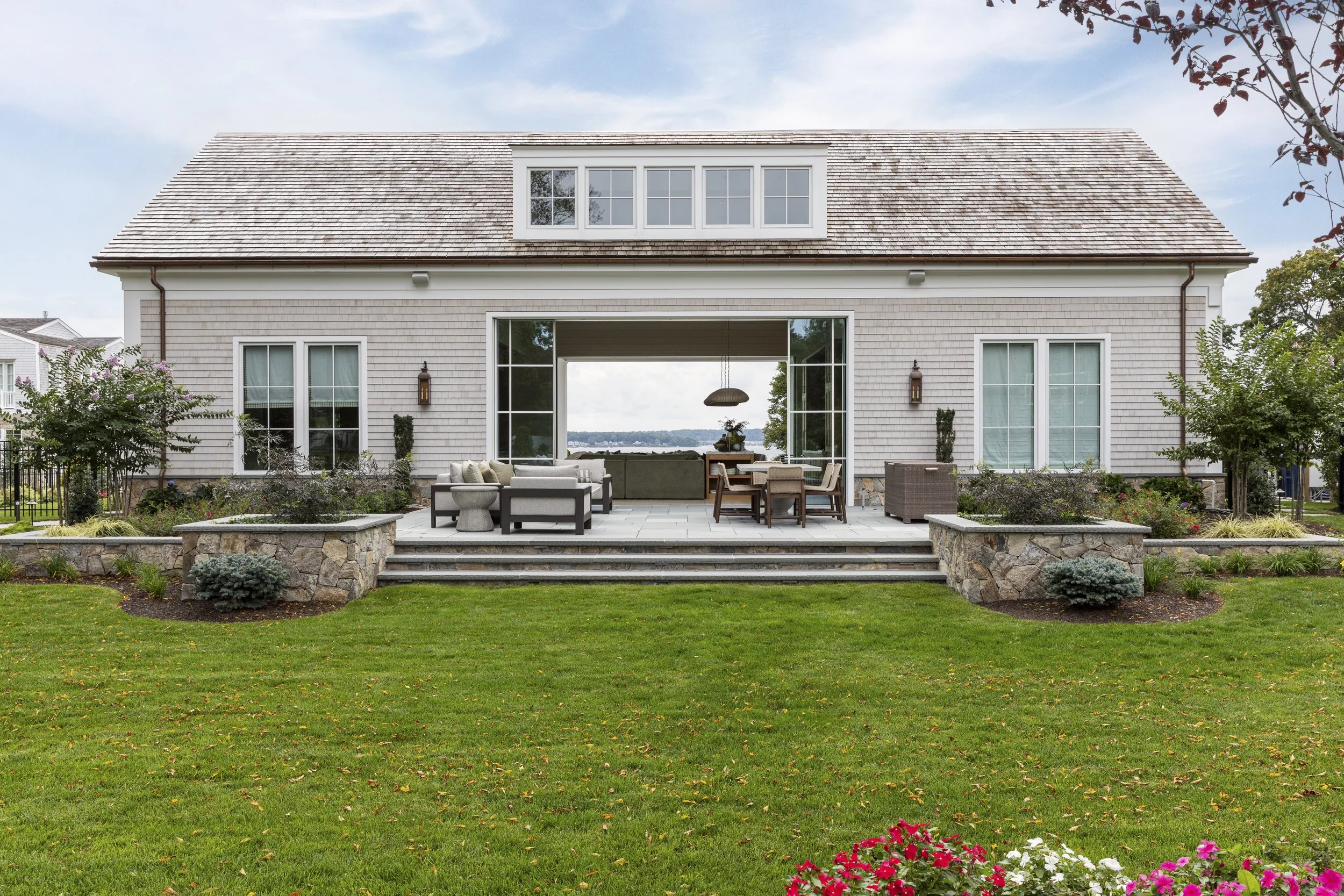 rhode-island-pool-house-outdoor-living-design.jpg