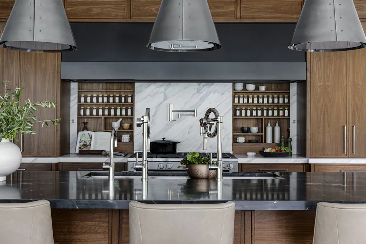 Sprawling Oaks — Blakely Interior Design