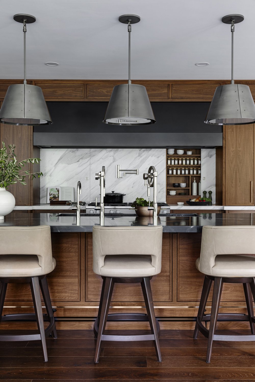 Sprawling Oaks — Blakely Interior Design