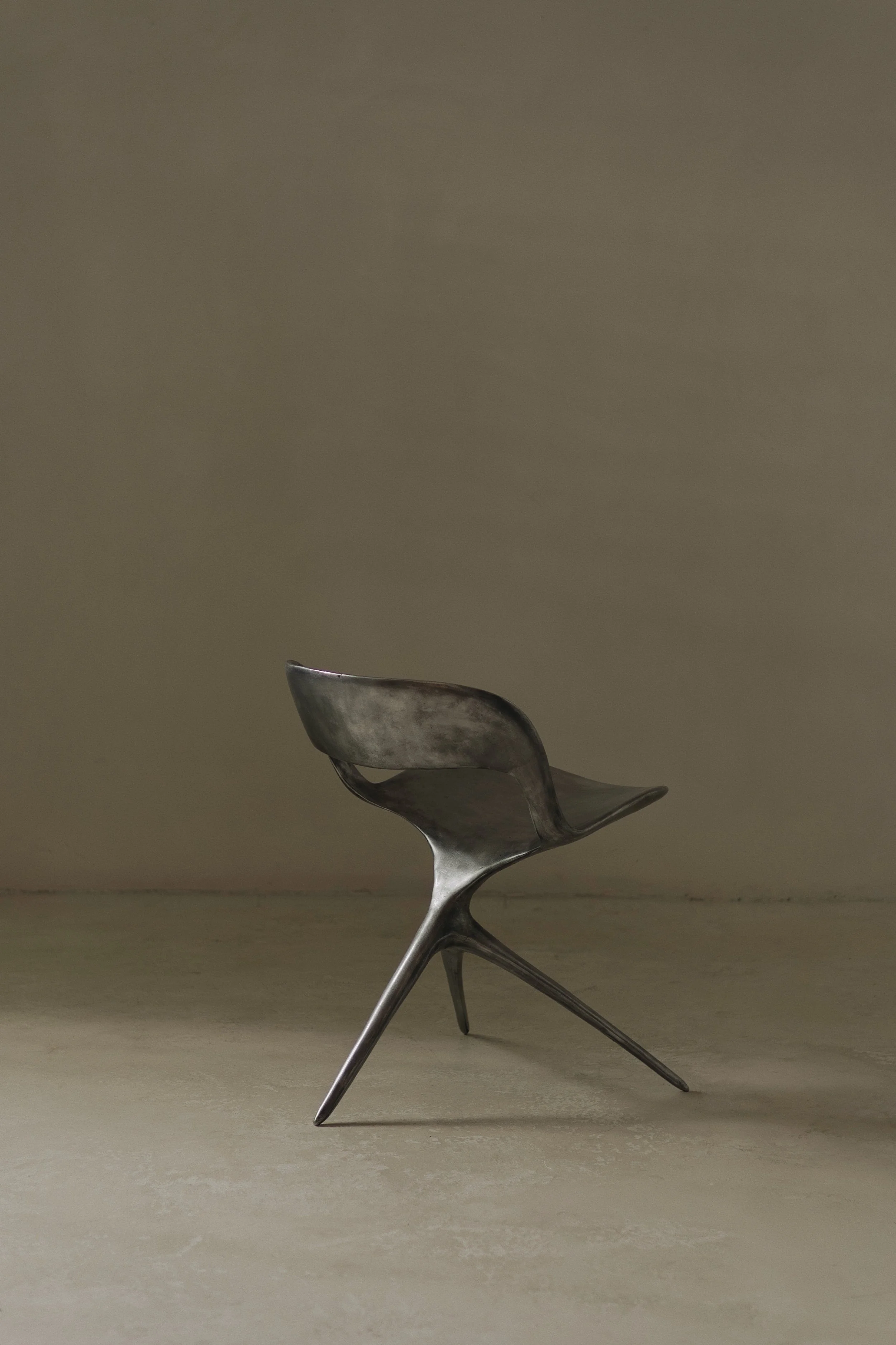 Frequency  432HZ Lounge Chair — Sebastián Ángeles_Basalto Collective 03.jpg