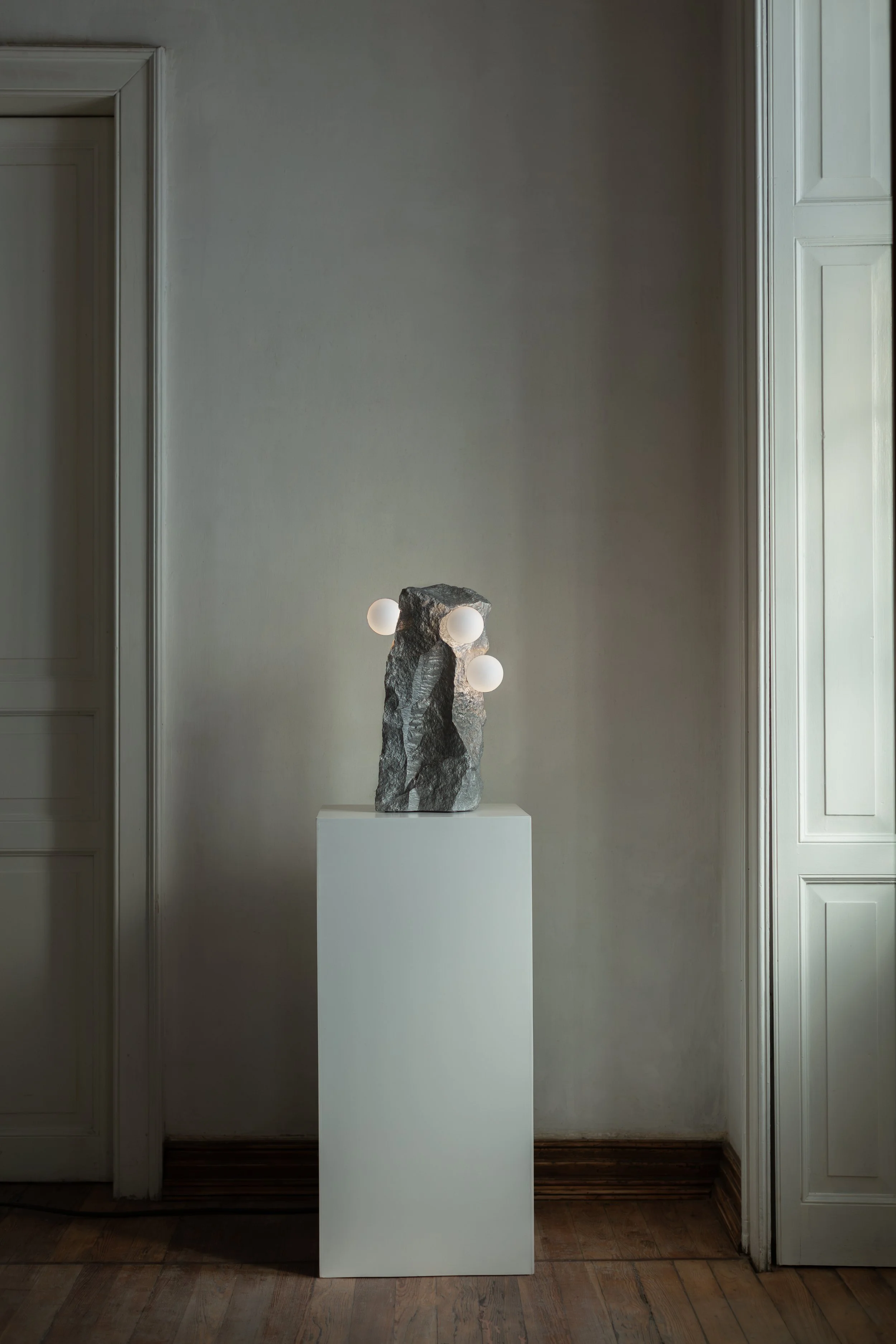 Mutua Lamp — Studio H. Fernández_Basalto Collective 02.jpg