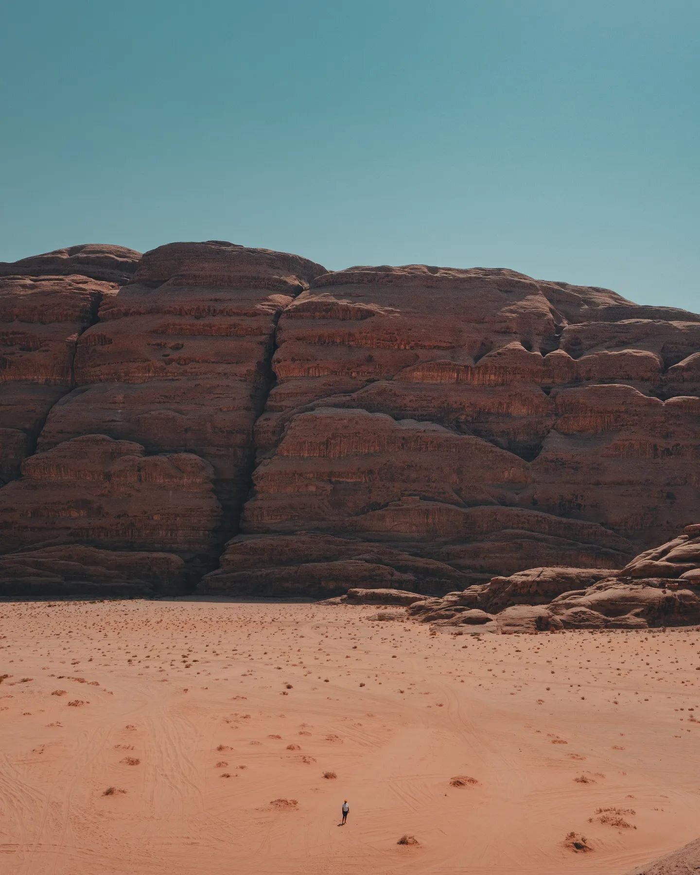 Alone on Arrakis

#wadirumjordan #wadirum #visitjordan #jordanie  #arrakis