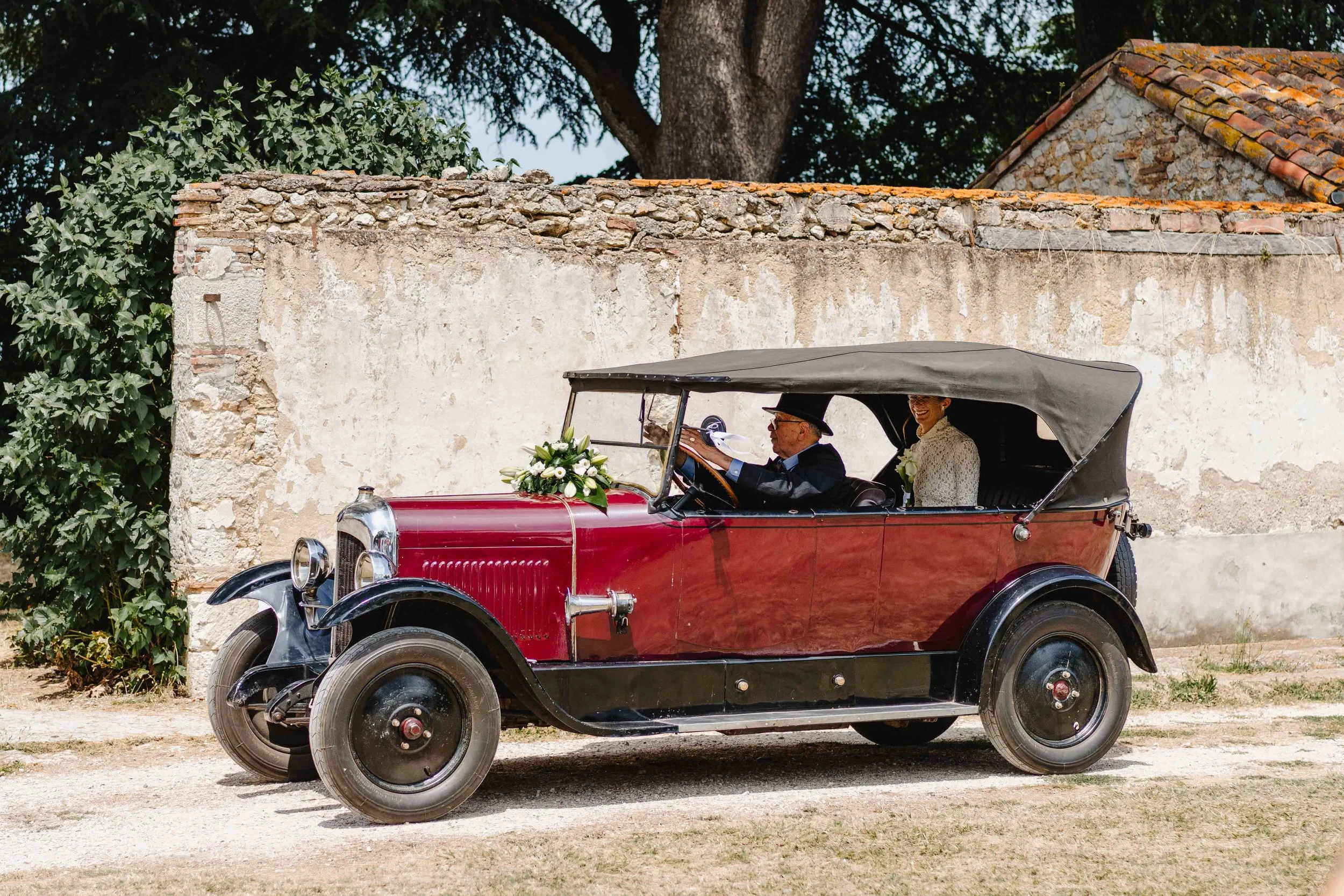 R & E Comp - -93.jpg