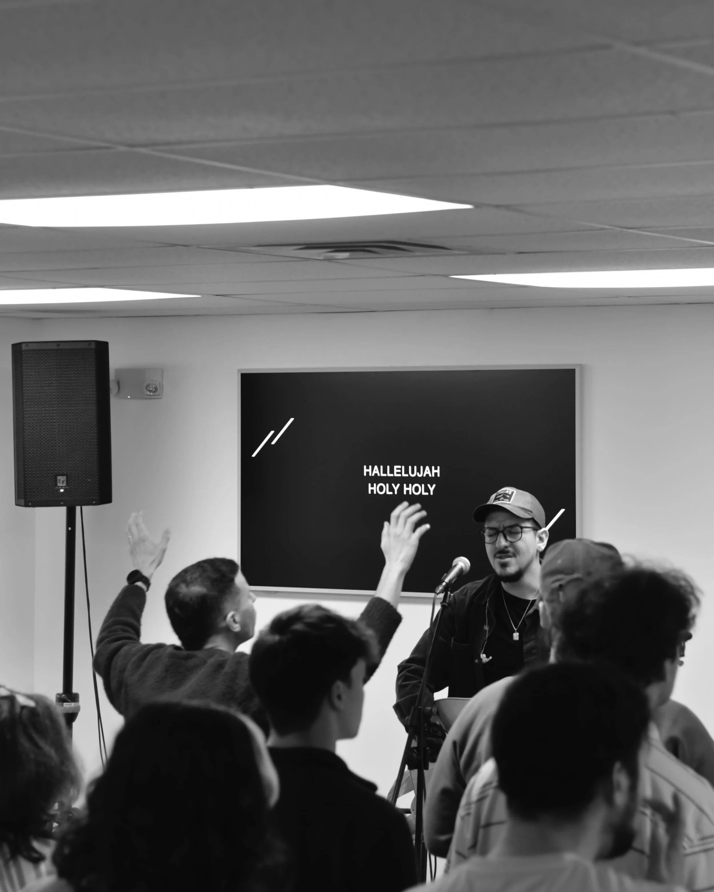 We are so grateful for another Sunday together at Hat City! 🎩🫶🏽 We can&rsquo;t wait to see you this week!
