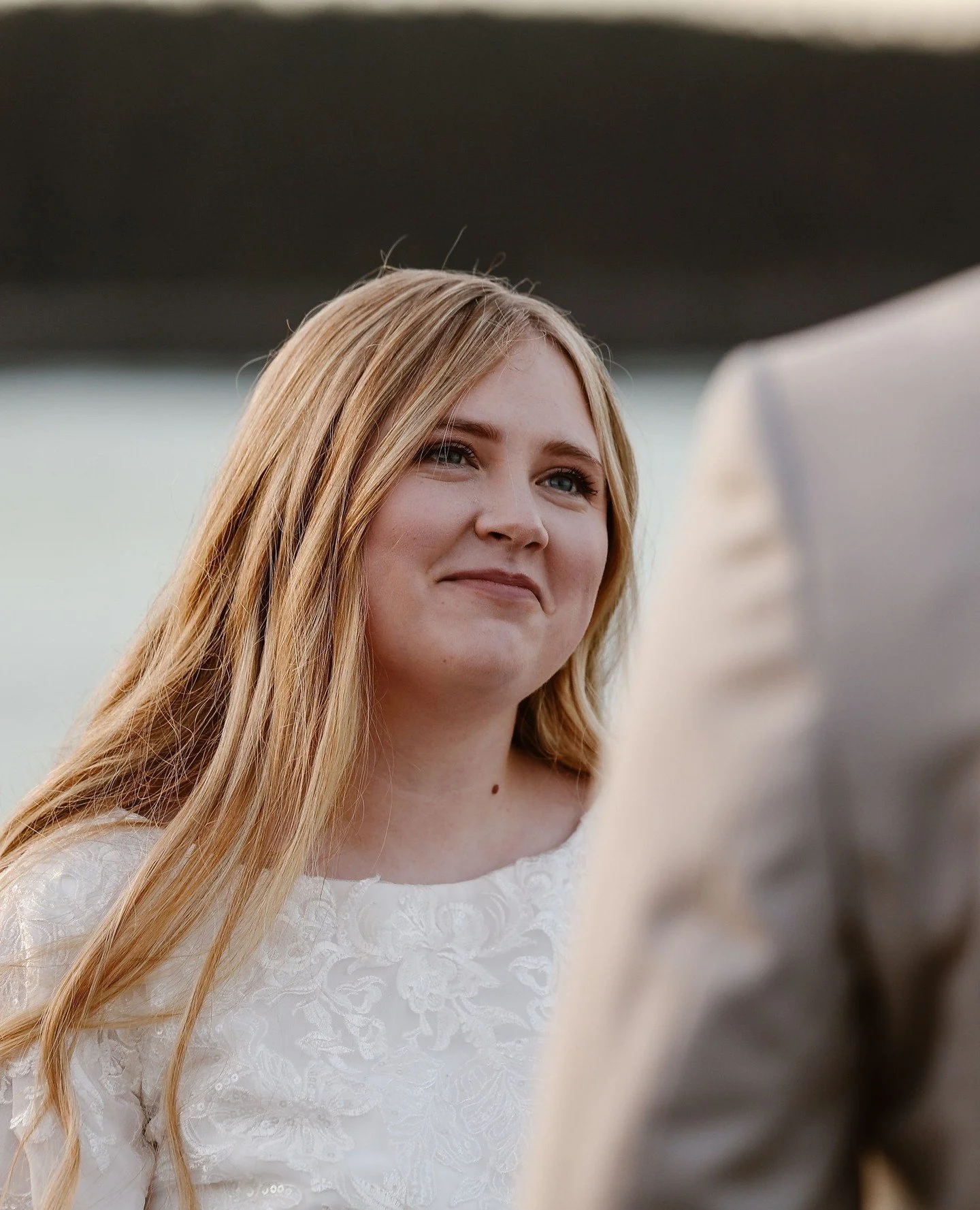 Just because you didn&rsquo;t have many guests (or even any guests) for your elopement, it doesn&rsquo;t mean that you don&rsquo;t get to share your day with them afterwards. ⁠
⁠
Sharing your elopement photos with your friends and family after you el