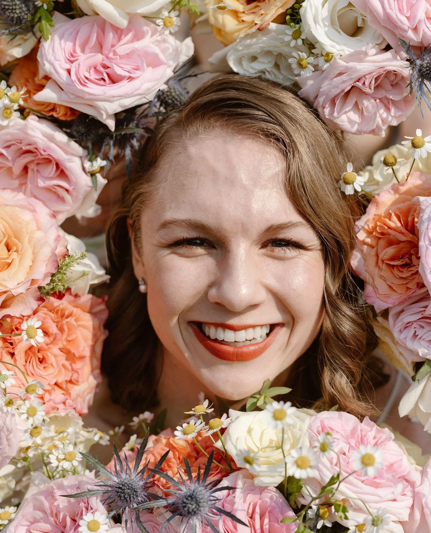 What is a day-of wedding coordinator? ⁠
⁠
Simply put, a day-of wedding coordinator is someone who helps couples manage their wedding day tasks and timeline to make sure everything runs smoothly and timely. ⁠
⁠
They oversee the vendors and can deal wi