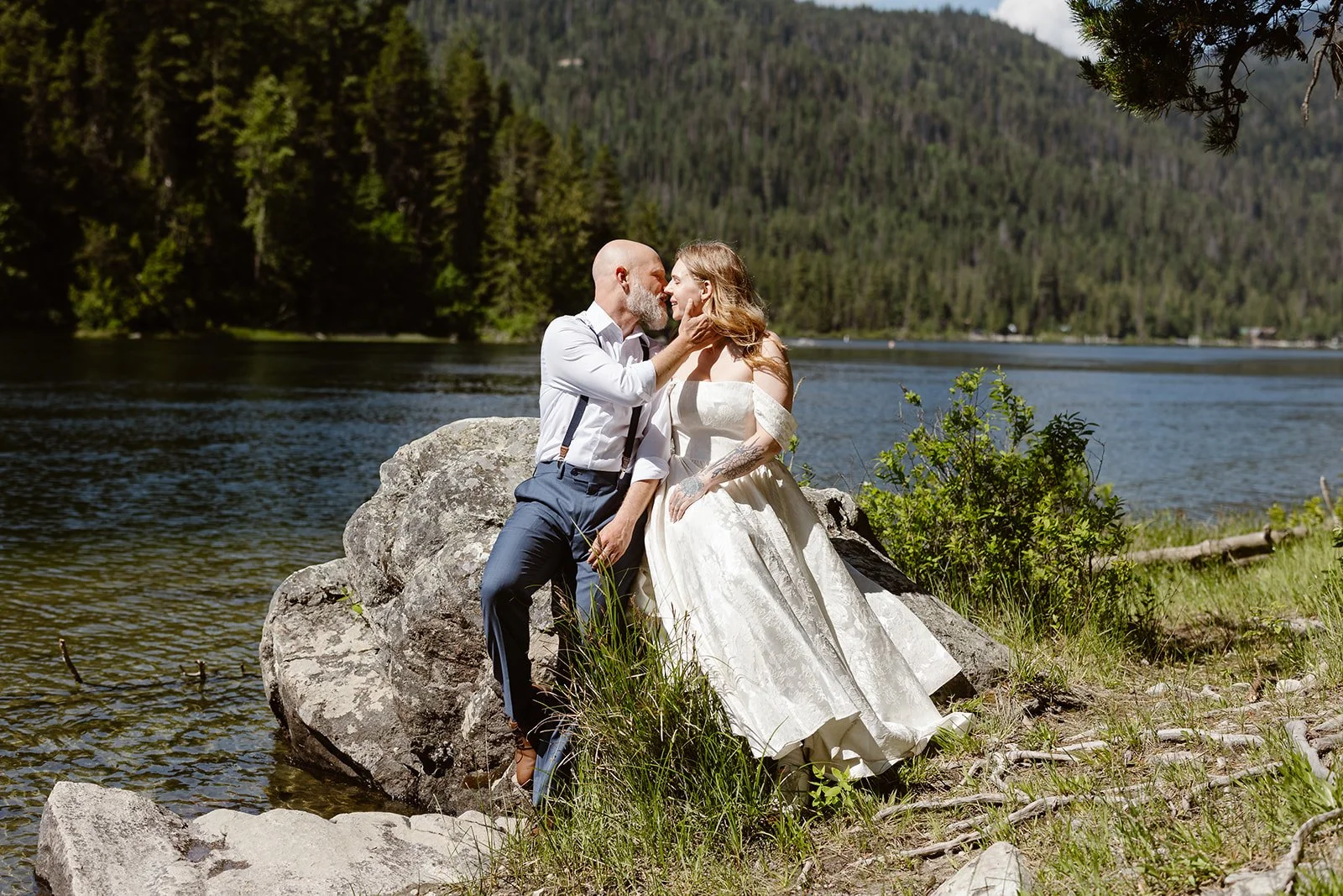 Summer Lake Wenatchee Elopement