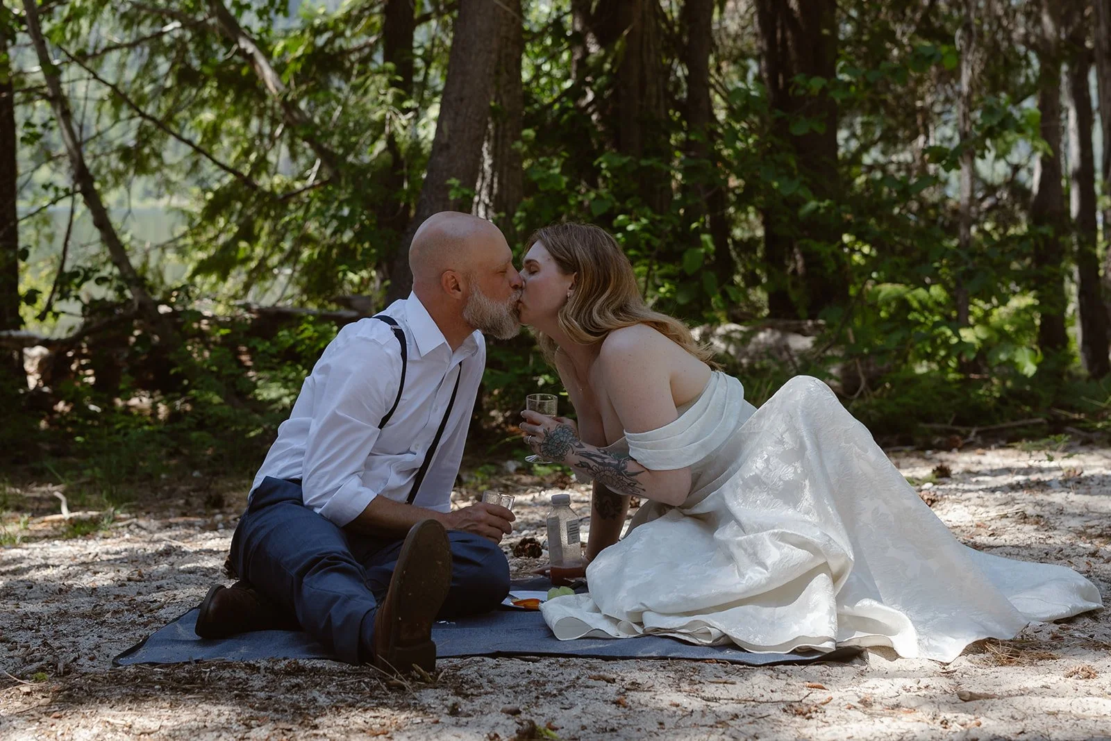 260622_Sally-Ryan_Elopement_Lake-Wenatchee_Print-20.jpg