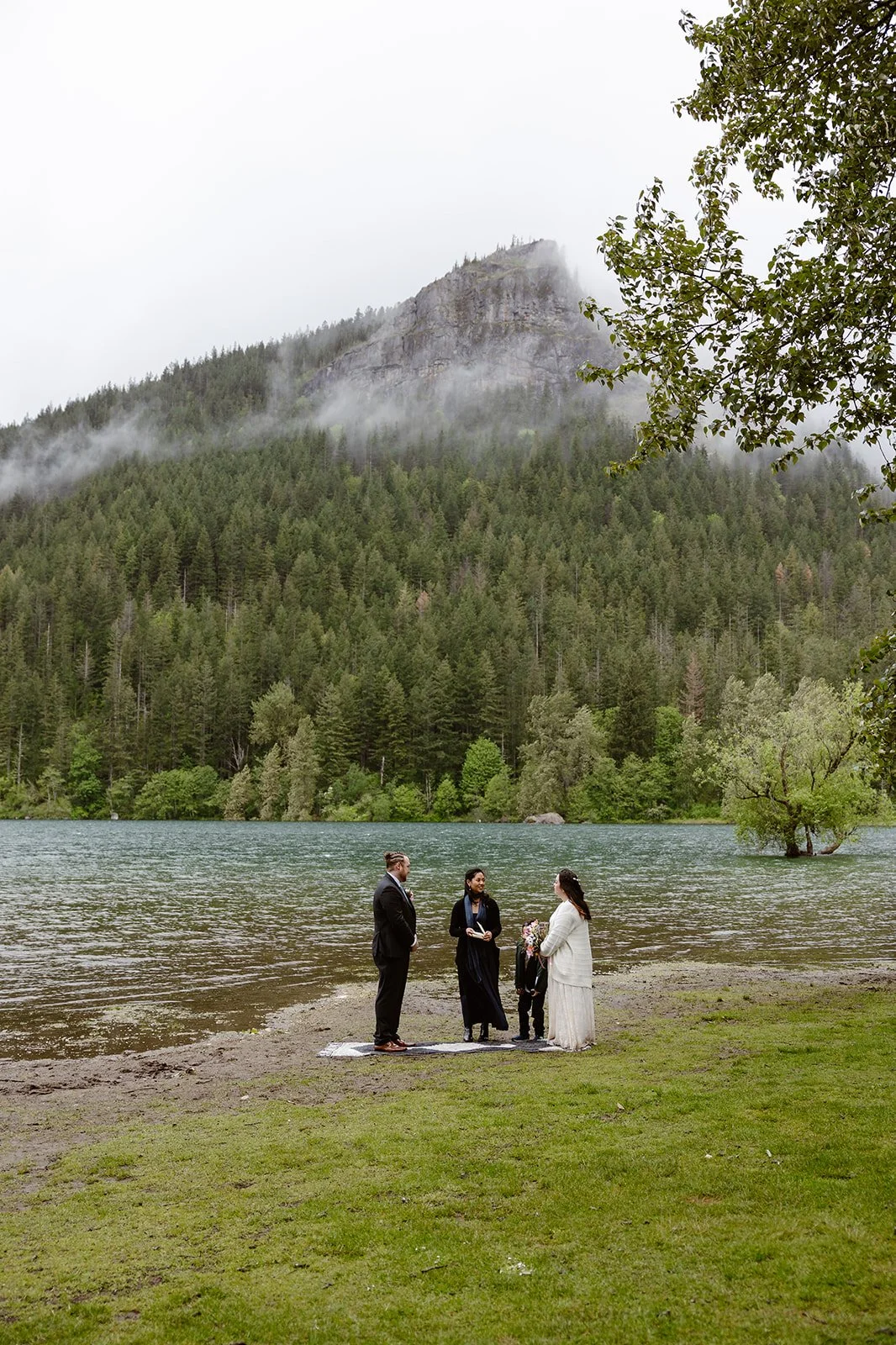 260515_Harley-Shawn_Elopement_Rattlesnake-Lake_Print-313.jpg