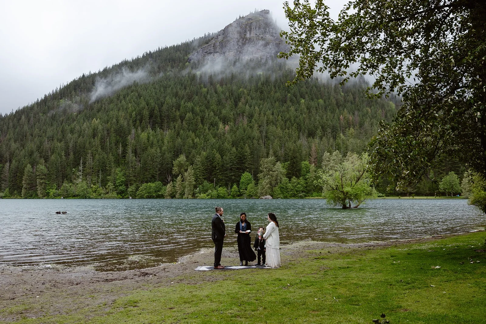 260515_Harley-Shawn_Elopement_Rattlesnake-Lake_Print-315.jpg