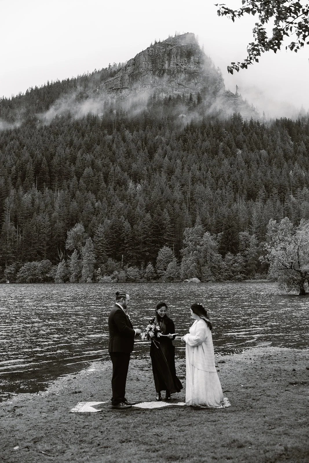 260515_Harley-Shawn_Elopement_Rattlesnake-Lake_Print-382.jpg