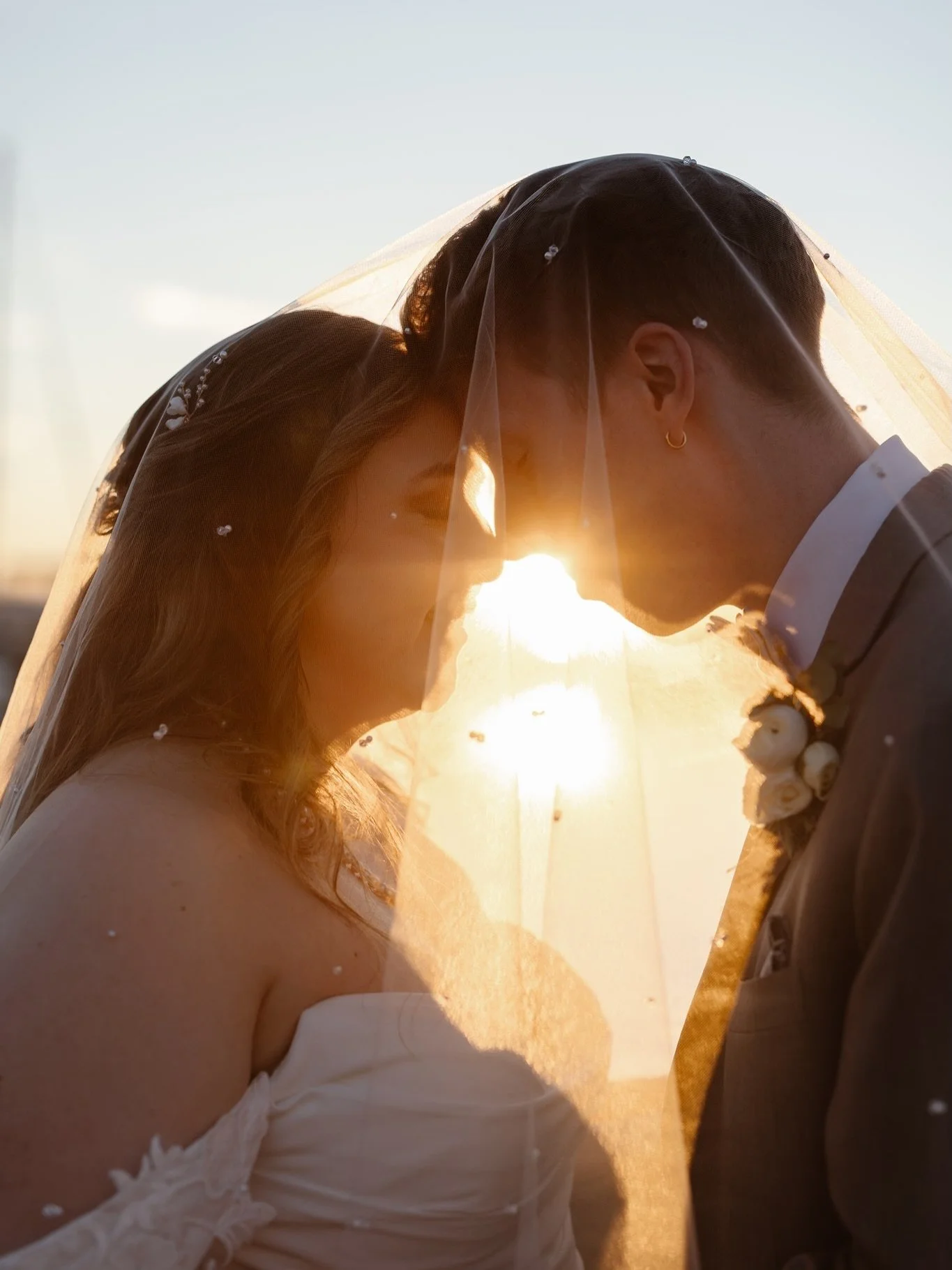The two win the Biggest Gallery Ever Delivered Award 🏆! These are just a few (of many!) of my favorite photos of their wedding. Congratulations again K &amp; B!