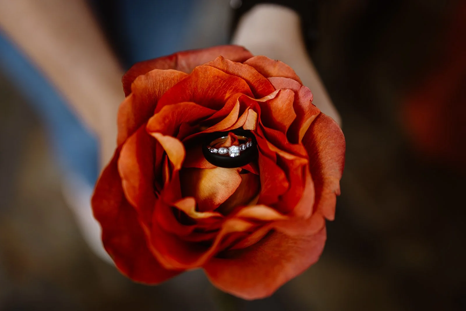 Best Places to Buy an Engagement Ring in Seattle