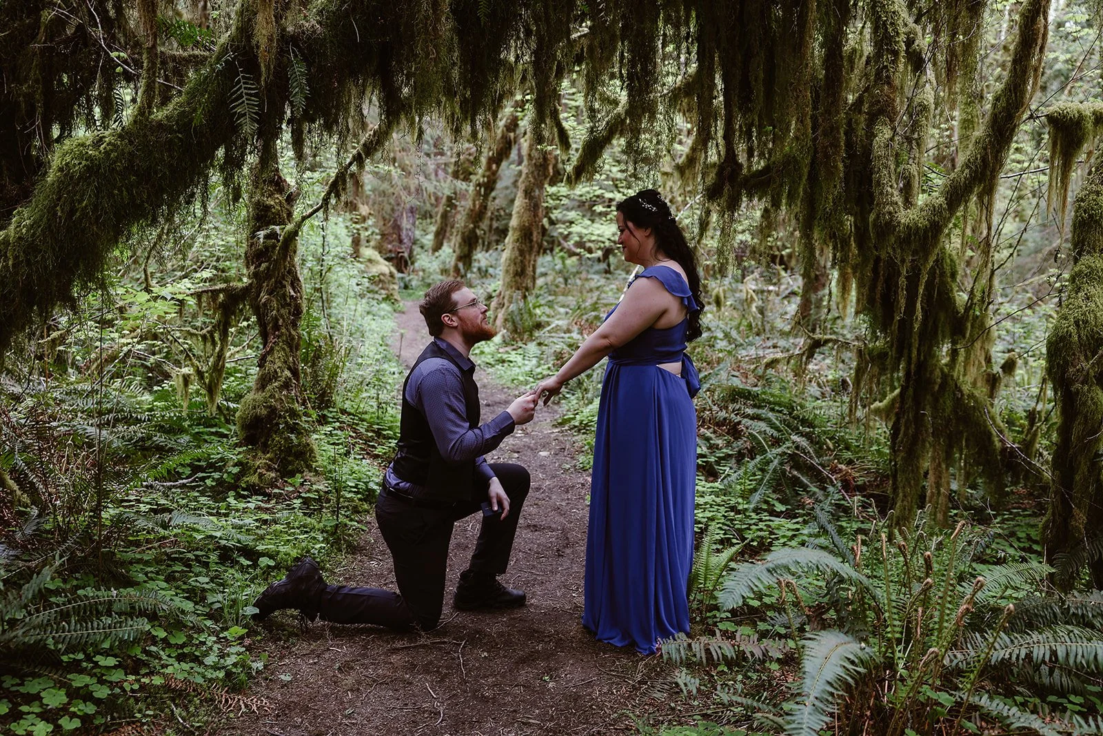 washington couple proposing for their first part of their elopement at olympic national park