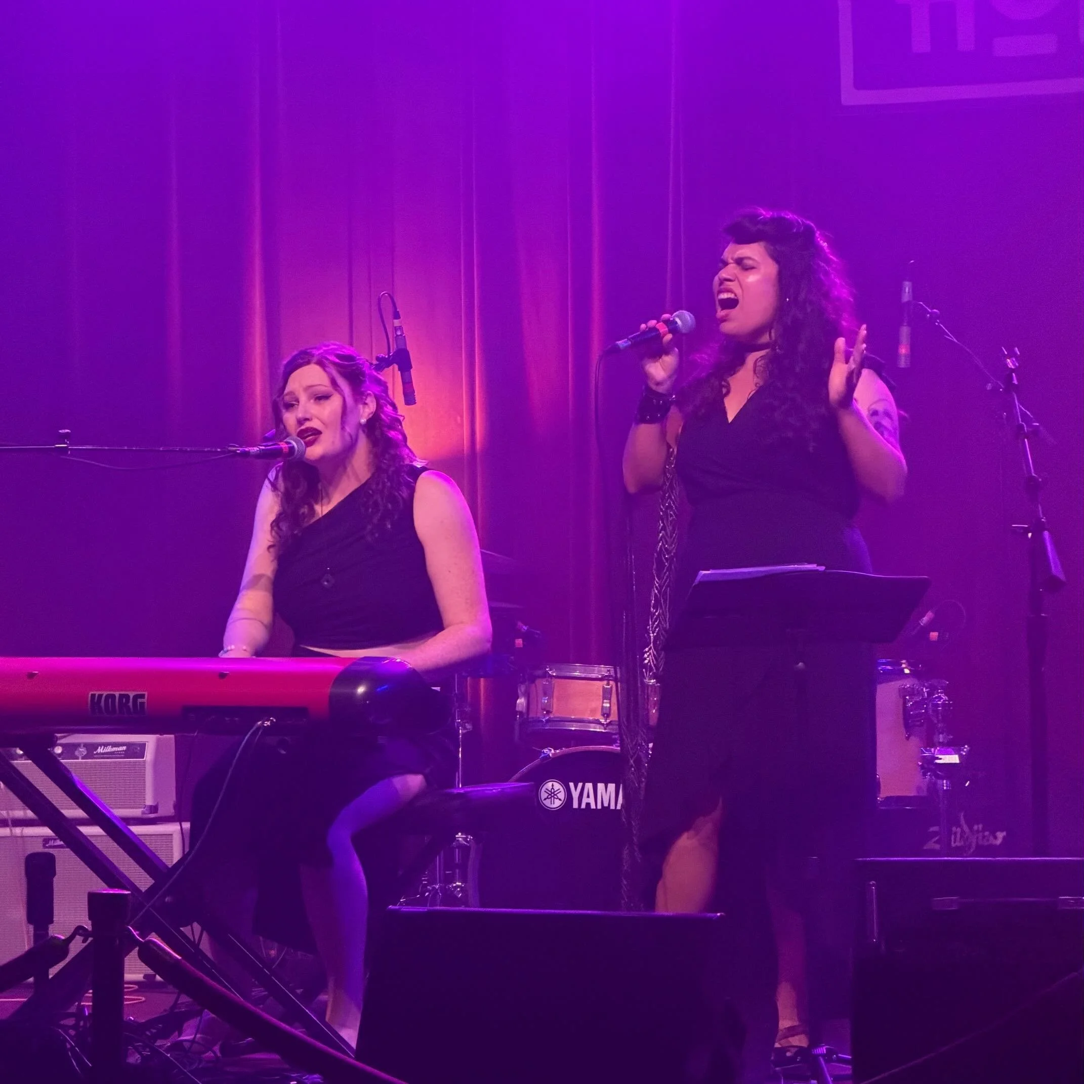 A huge THANK YOU to @openmicwithceni for hosting us at the Casa Ceni show last month!! Looking forward to more great things with the gorgeous @ariadelcielo