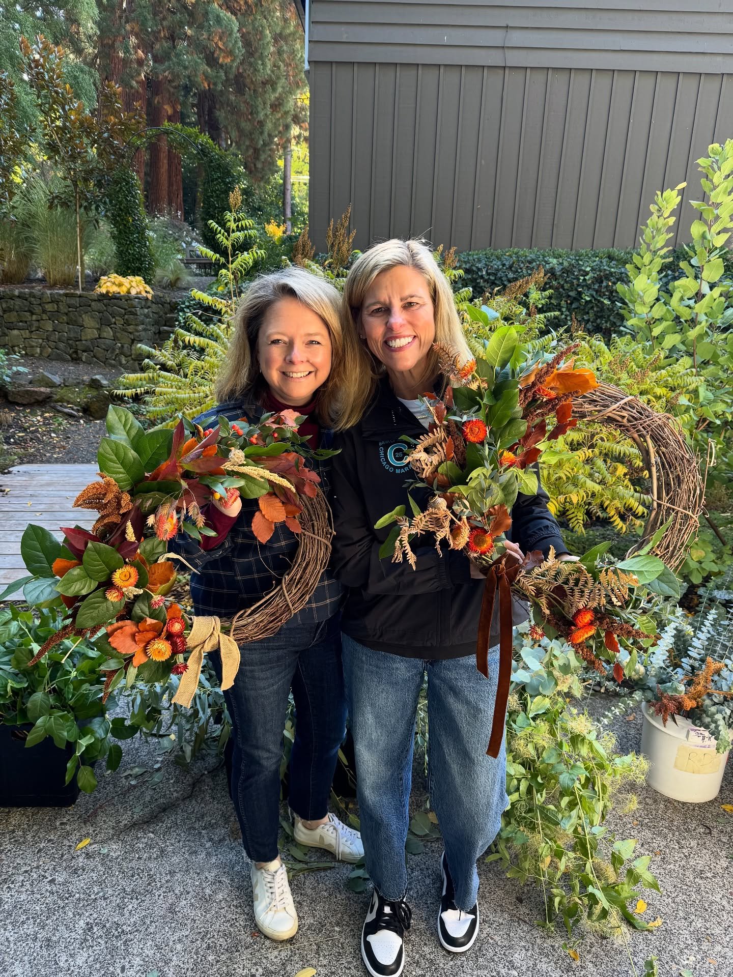 Reflecting back to our Autumn Wreath Workshop in October&hellip;What a perfect, gorgeous autumn day we had for creating! Thank you to everyone who joined the workshop. 🧡

We used a beautiful array of fresh and dried local materials to create these s