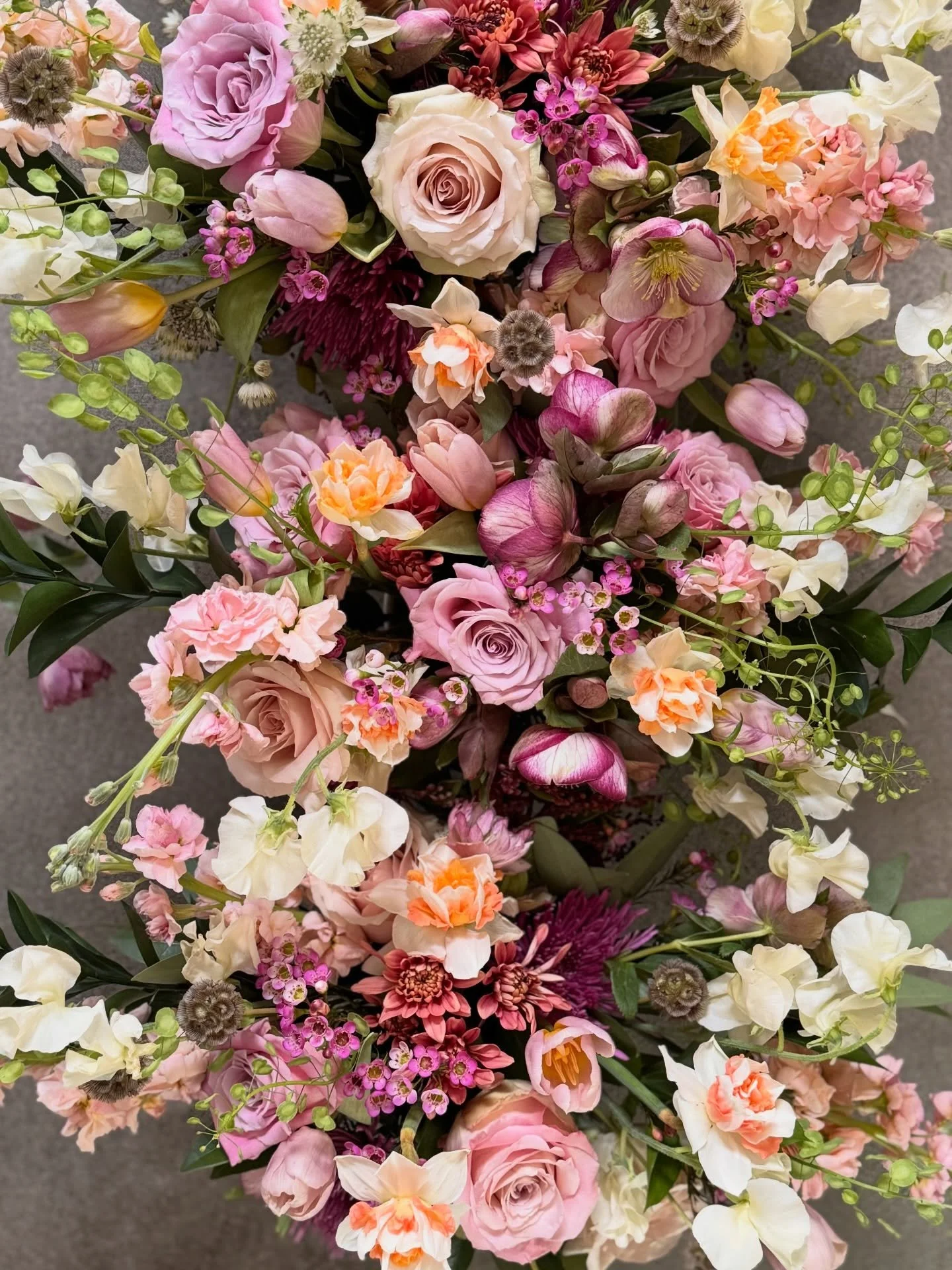 Welcome February! 🤍

Consider this your sign to spread some joy this month through gorgeous, garden-style blooms. Whether it&rsquo;s a lover, mother, father, sister, brother, or friend&mdash;everyone deserves a little floral magic. ✨

We are taking 