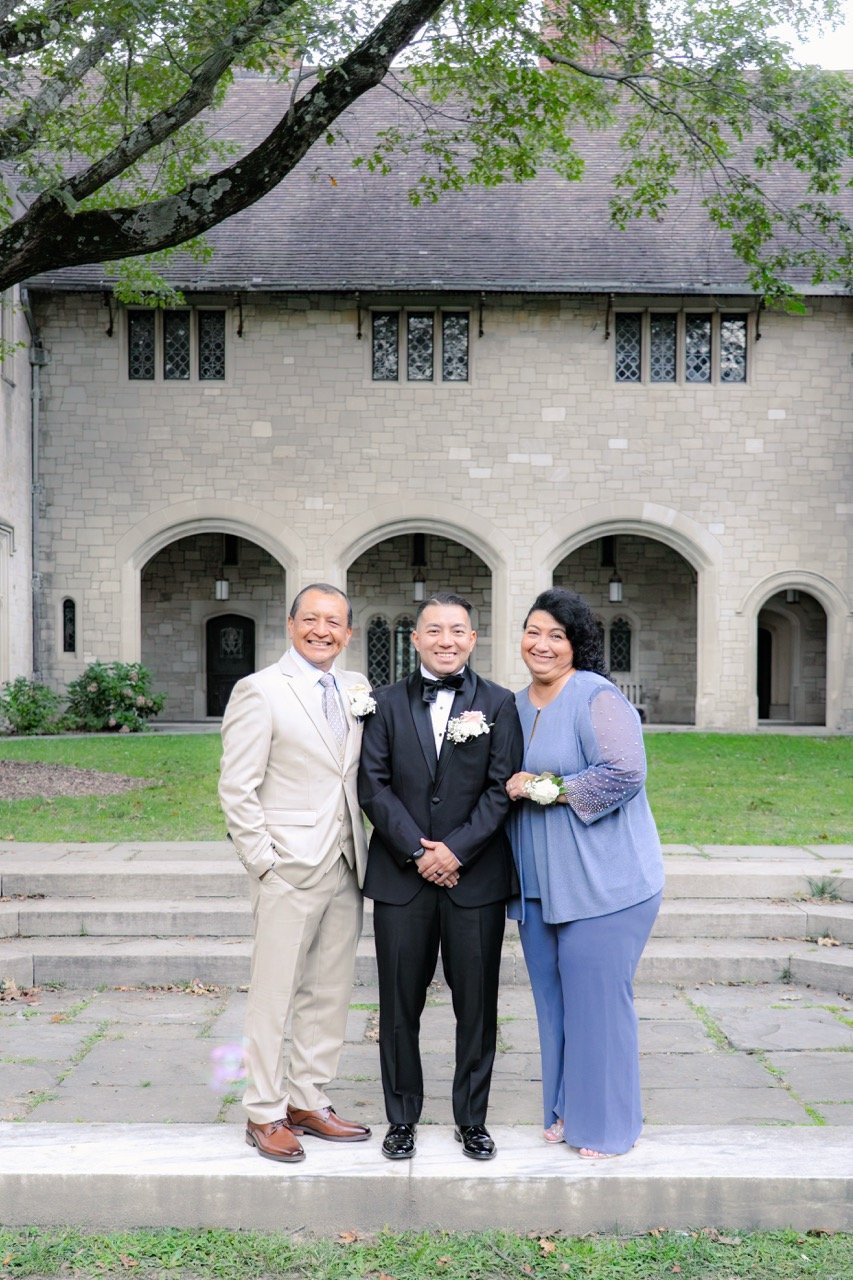 Planting Fields Family Portraits 5.jpeg