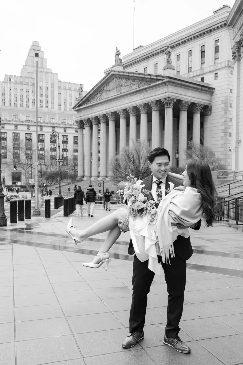 NYC courthouse wedding elopement