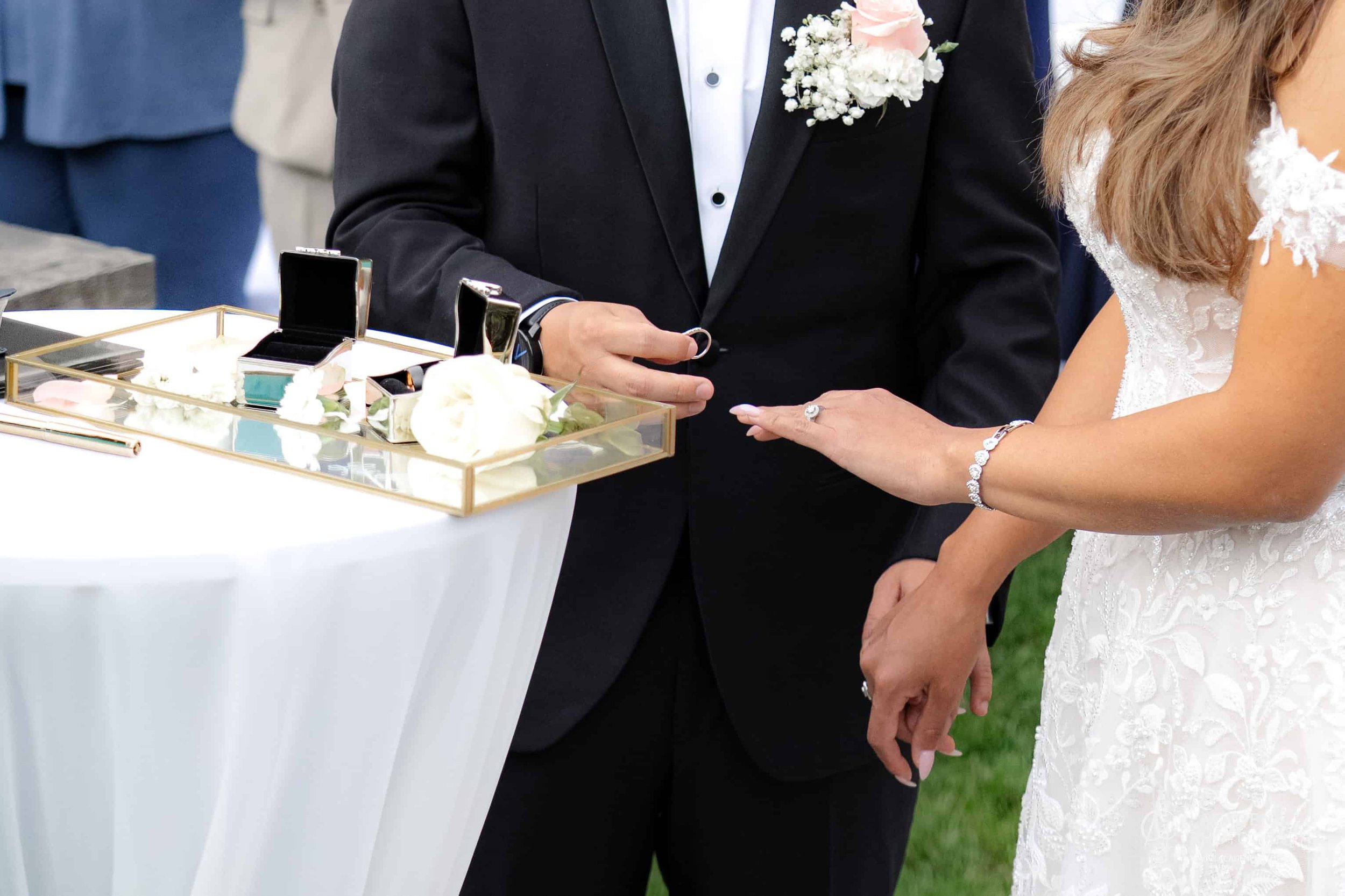 Planting Fields micro wedding-12.jpg