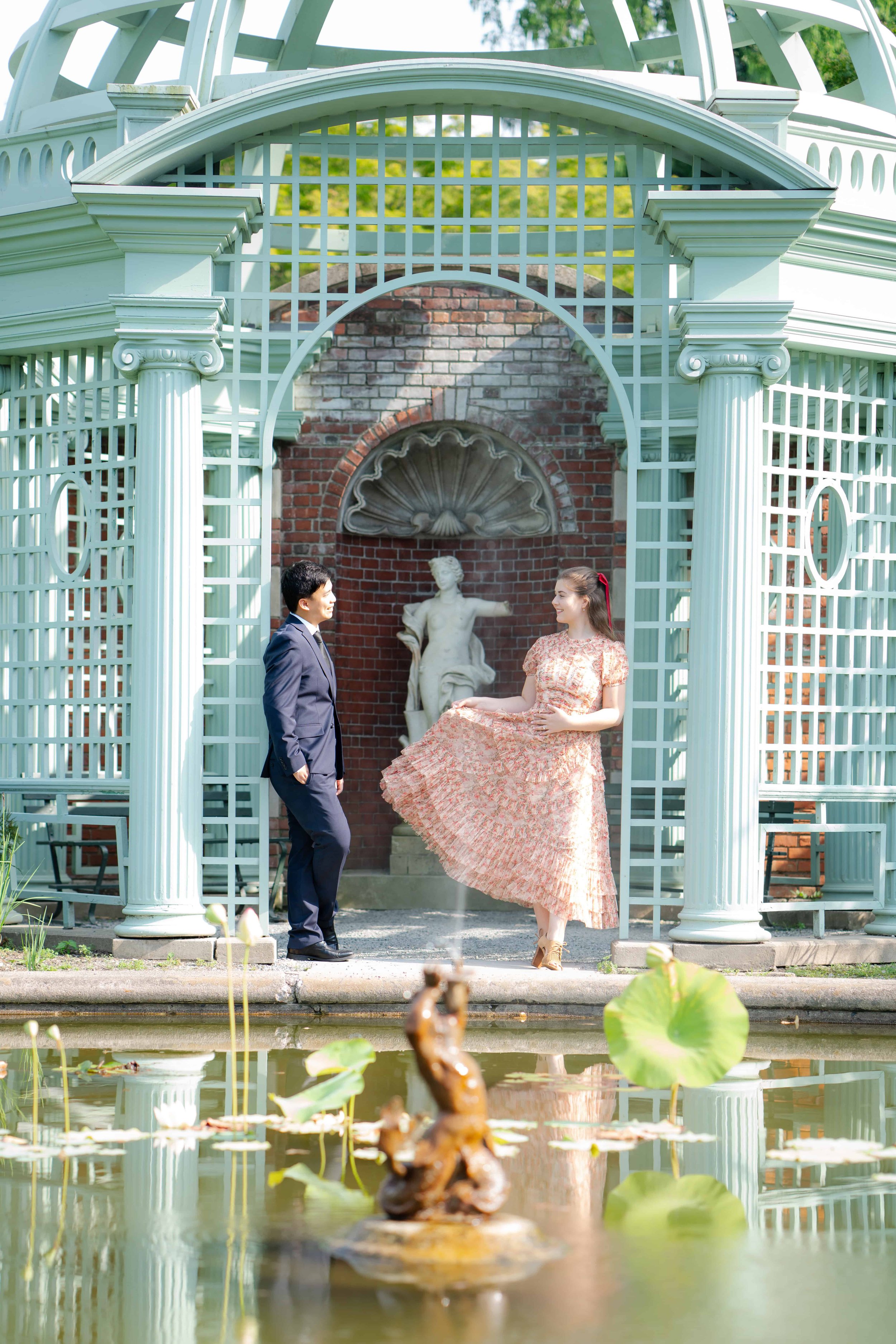 Old Westbury Gardens engagement-1_1.jpg