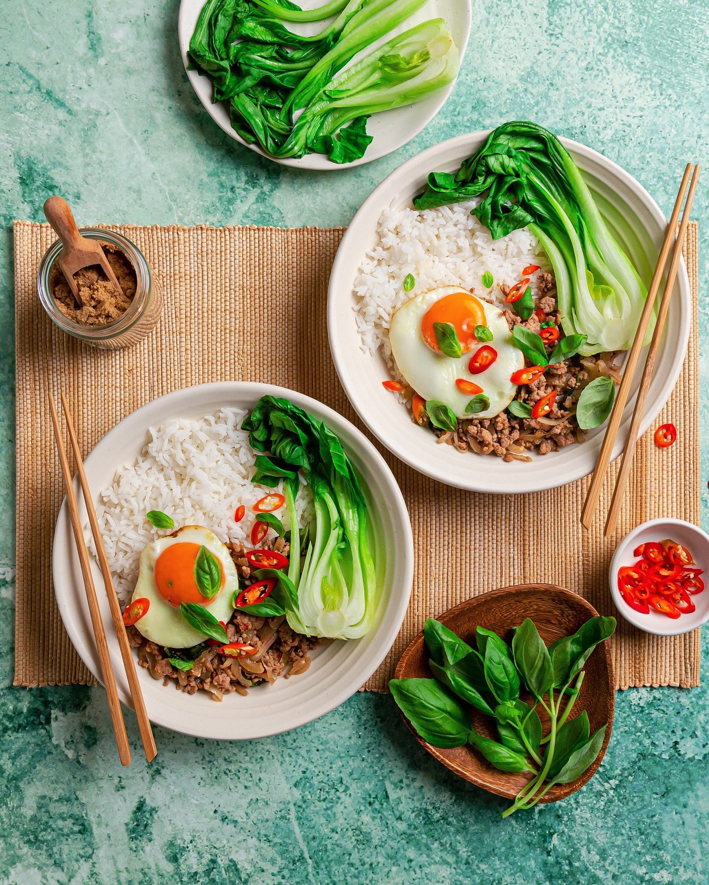 Chilli and Basil Mince Stir Fry shot for @newworldnz 📸⁣
⁣
⁣⁣
Find the recipe card in-store or online at www.newworld.co.nz/recipes

.
.
.
.
.
#shinedining #contentcreator #nzcontentcreator #nzfoodphotographer #foodphotographer #nzfoodblog #nzreciped