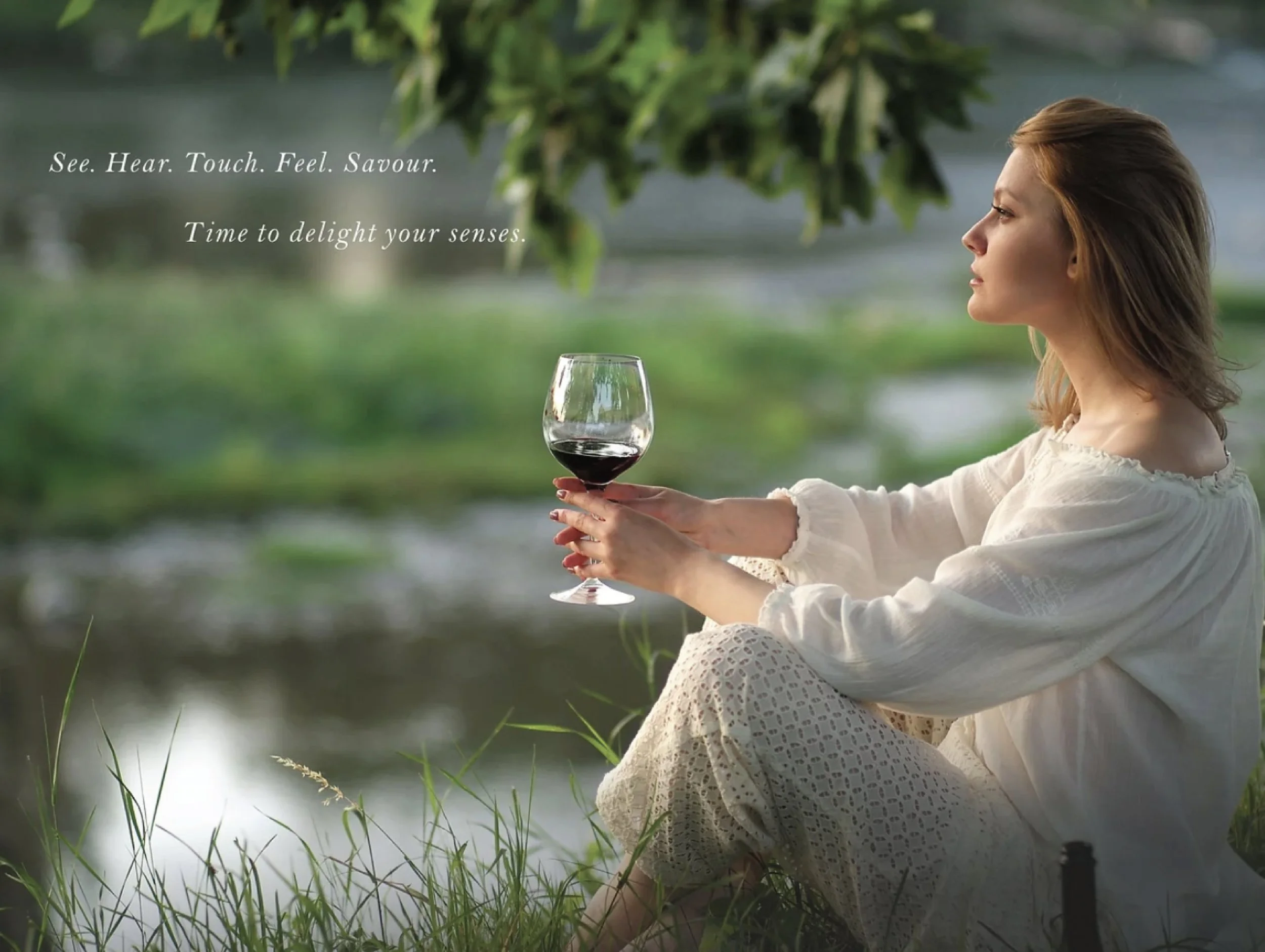 Glade One, Art Direction