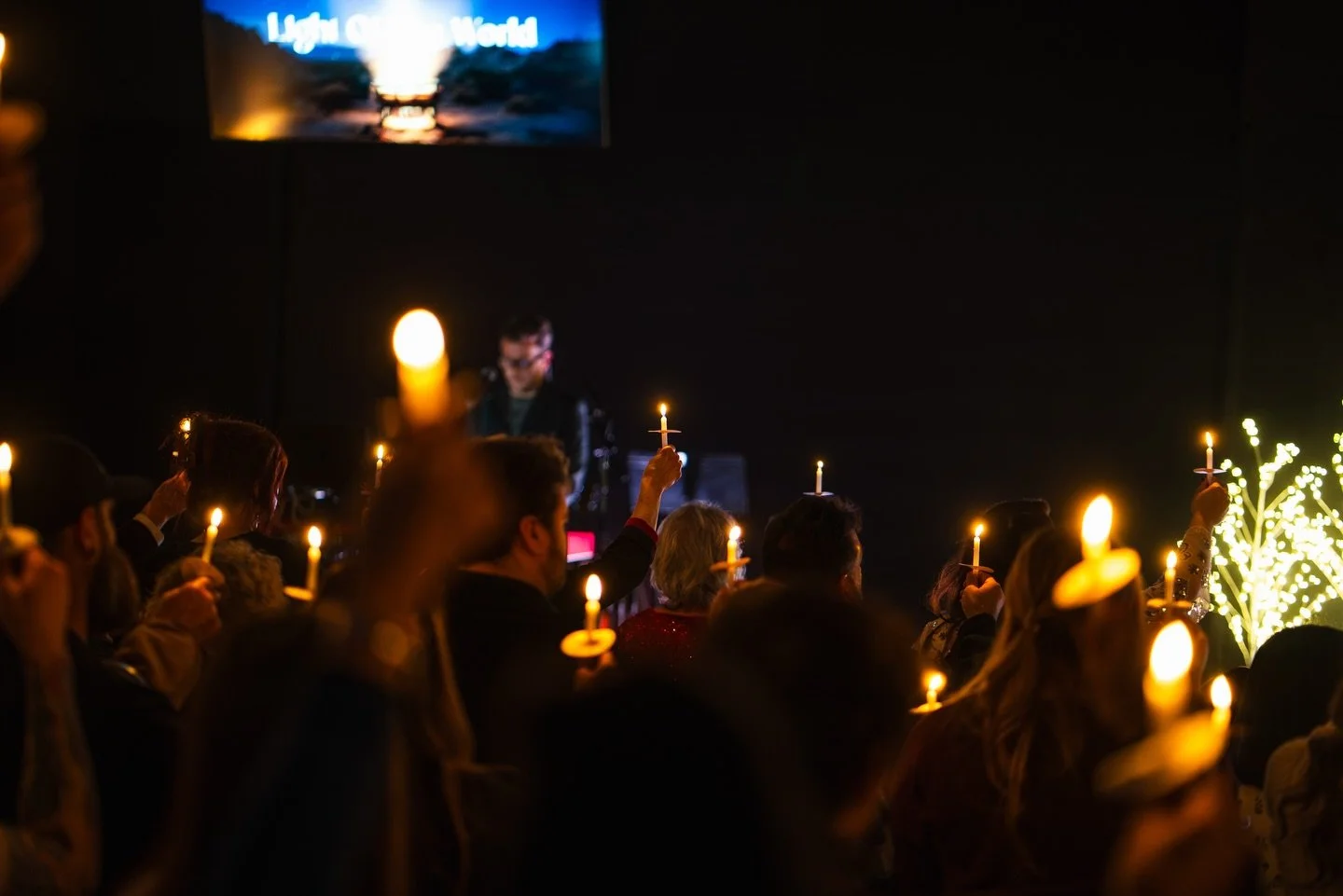 What a powerful Christmas Eve at Victory City!
As the candles were lifted, we were reminded that the Light of the World came for all. Thankful for our church family and the moments we shared together.
