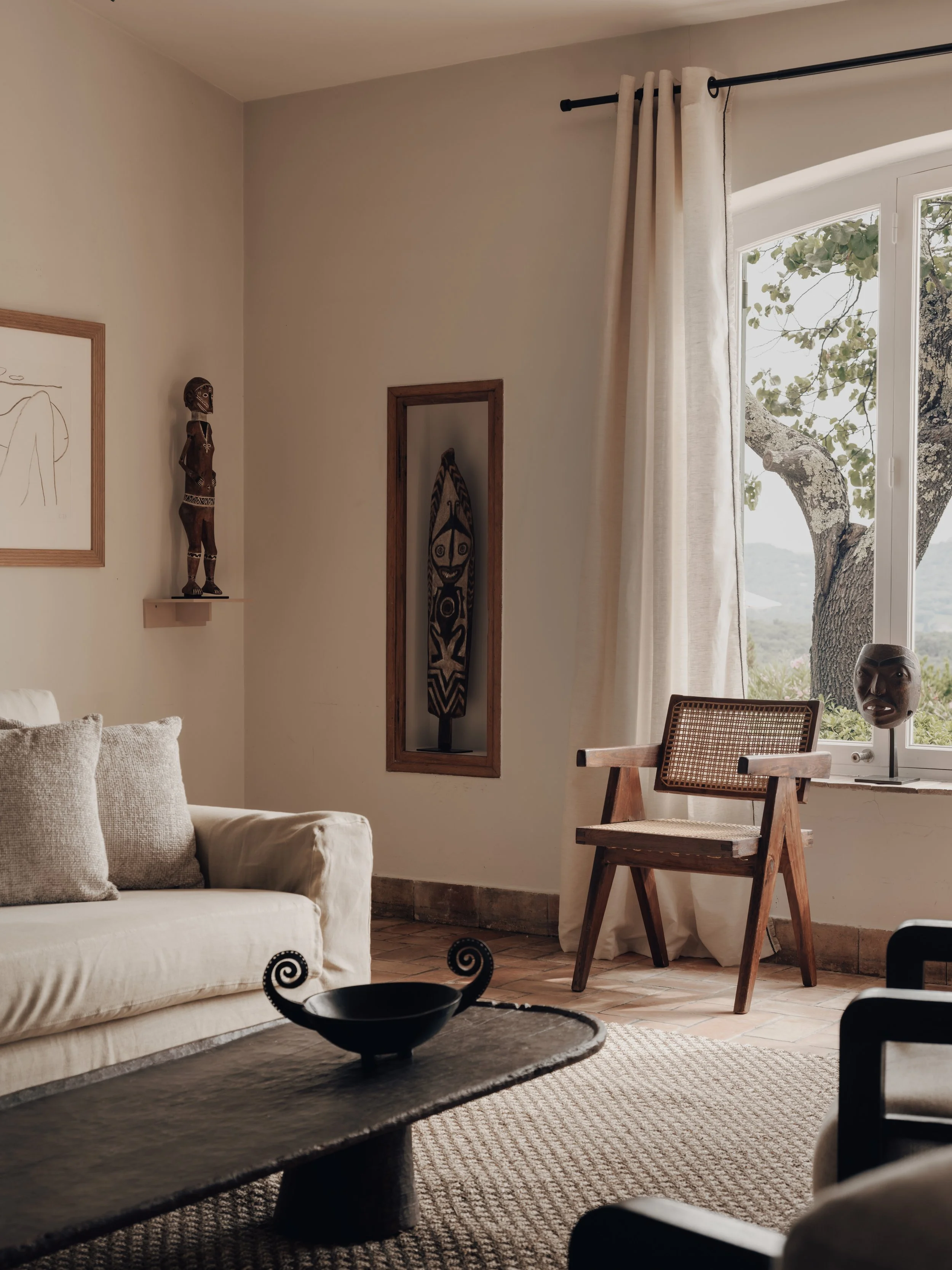 GalerieLucasRatton-DinaVierny-SaintTropez2026-photo©EdouardAuffray-21.jpg