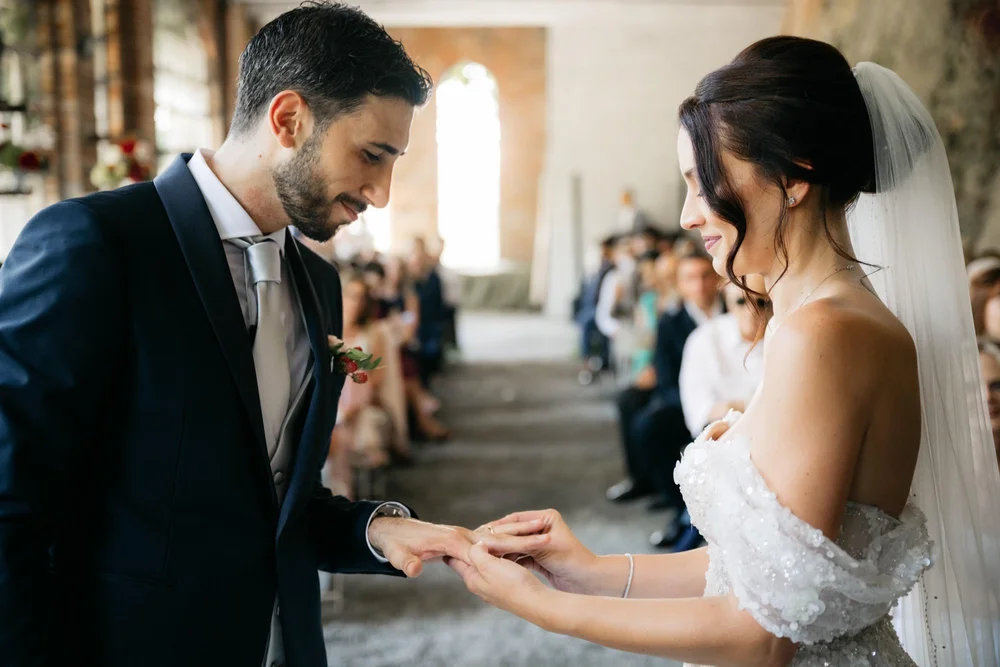 00027Castello Mercenasco Matrimonio Studio Bandiera.jpg