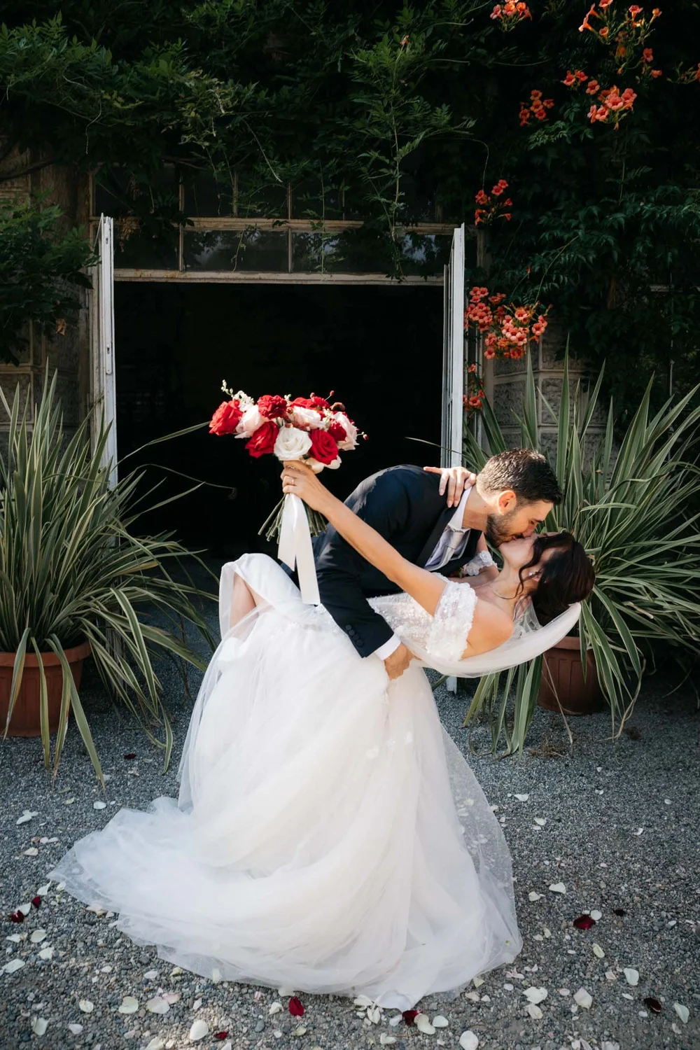 00031Castello Mercenasco Matrimonio Studio Bandiera.jpg