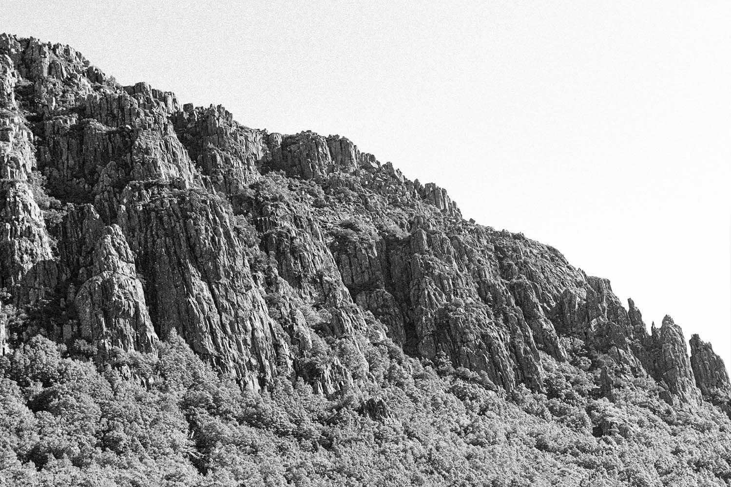 Jeremy Cent Photography Tasmania Central Highlands Rugged Mountain.jpg