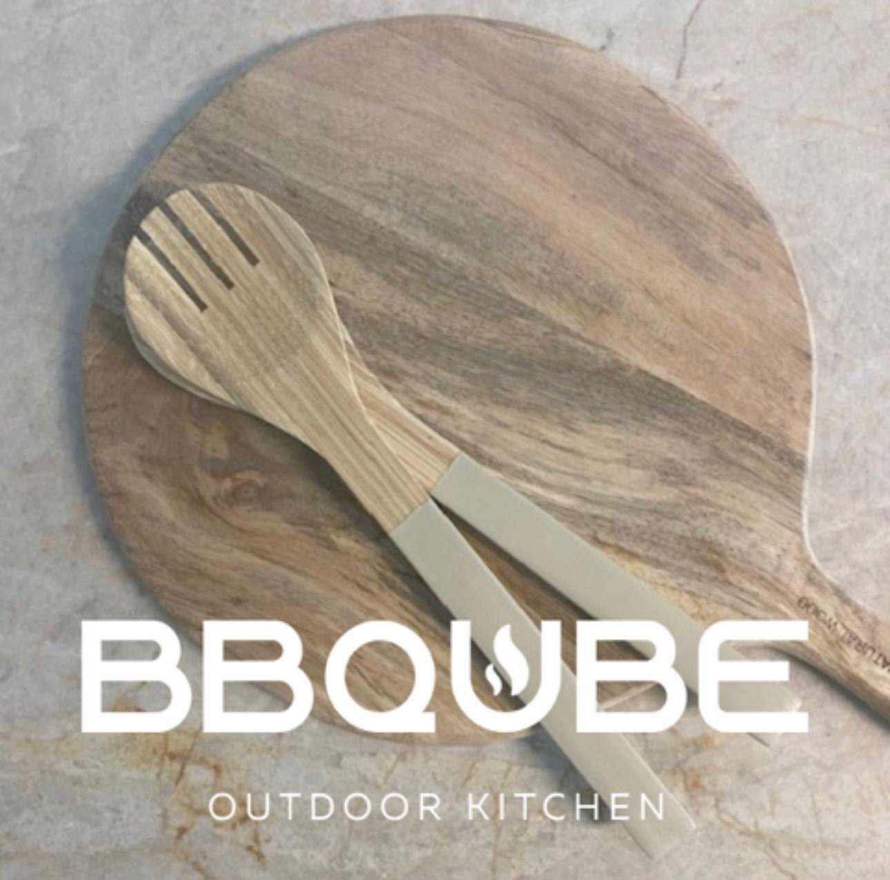 Natuursteen op een BBQUBE outdoor kitchen#outdoorkitchendesign #outdoorkitchen